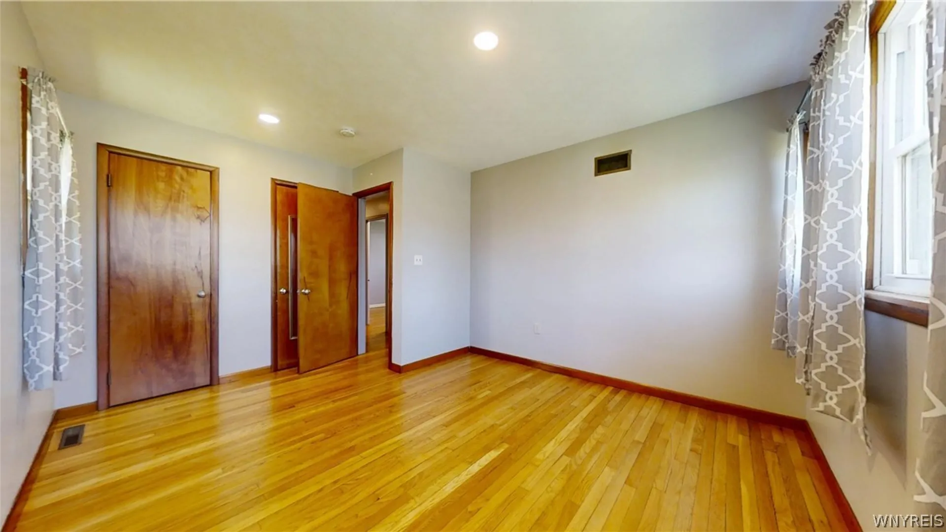 Property at 1894 River Road, Grand Island, NY 14072 28