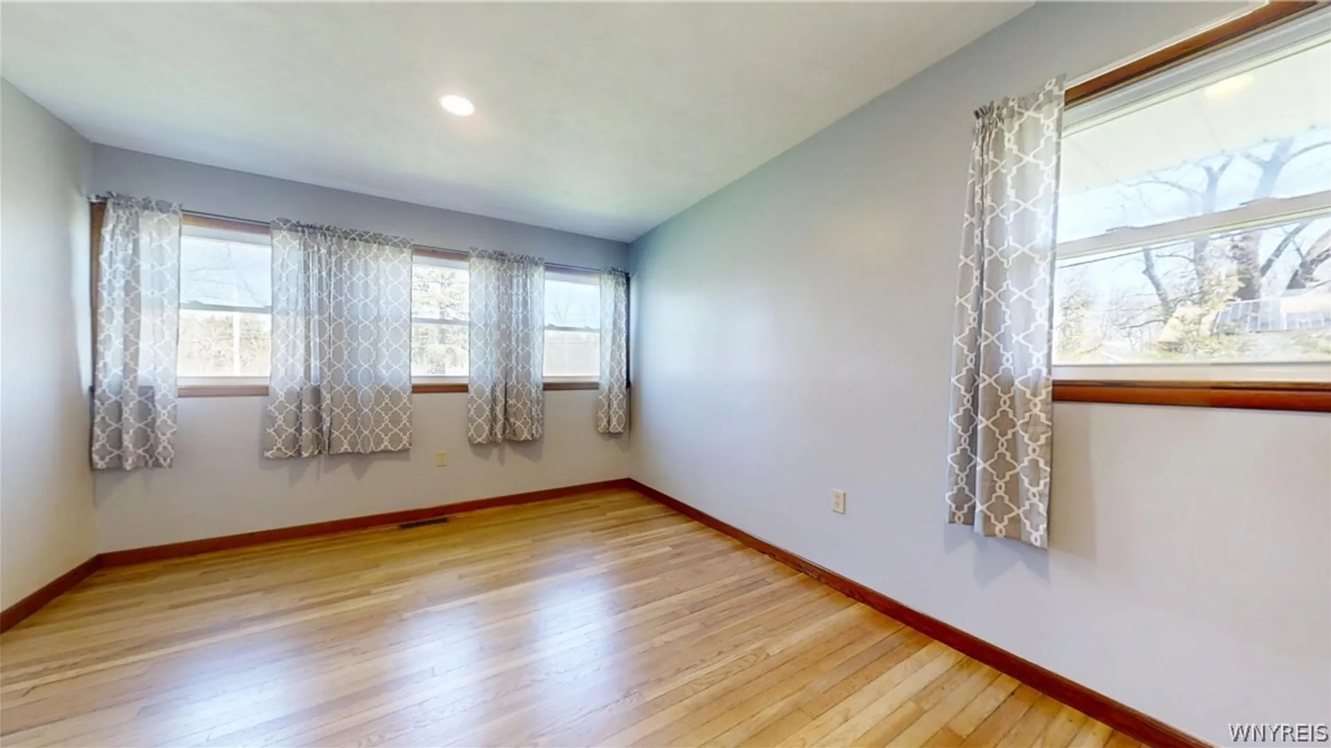 Property at 1894 River Road, Grand Island, NY 14072 29