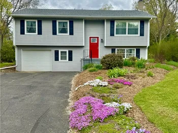 Property at 565 Meadowbrook Parkway, Horseheads, NY 14845