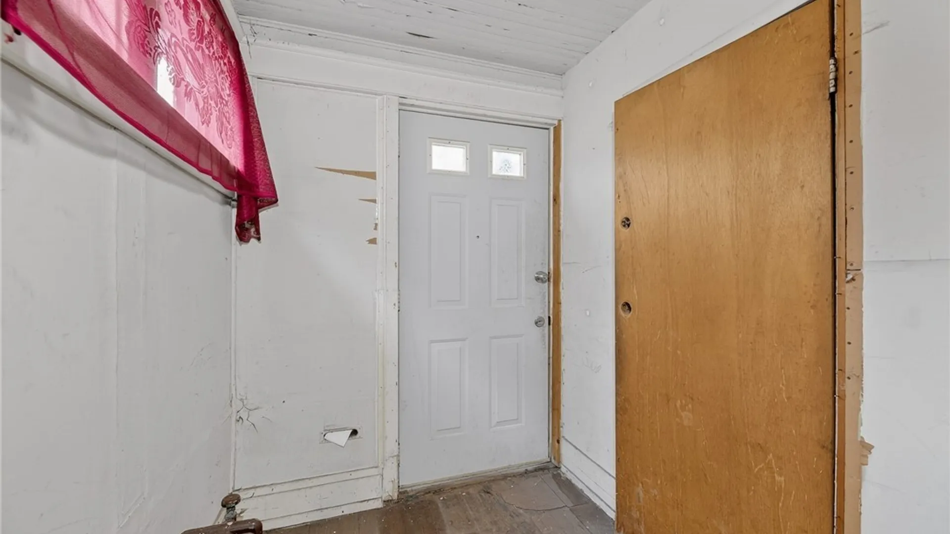 Property at 57 Inter Park Avenue, Buffalo, NY 14211 6