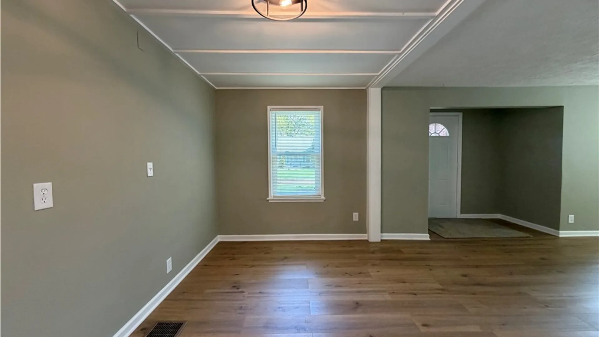 Property at 47 Woodside Lane, Greece, NY 14616 10