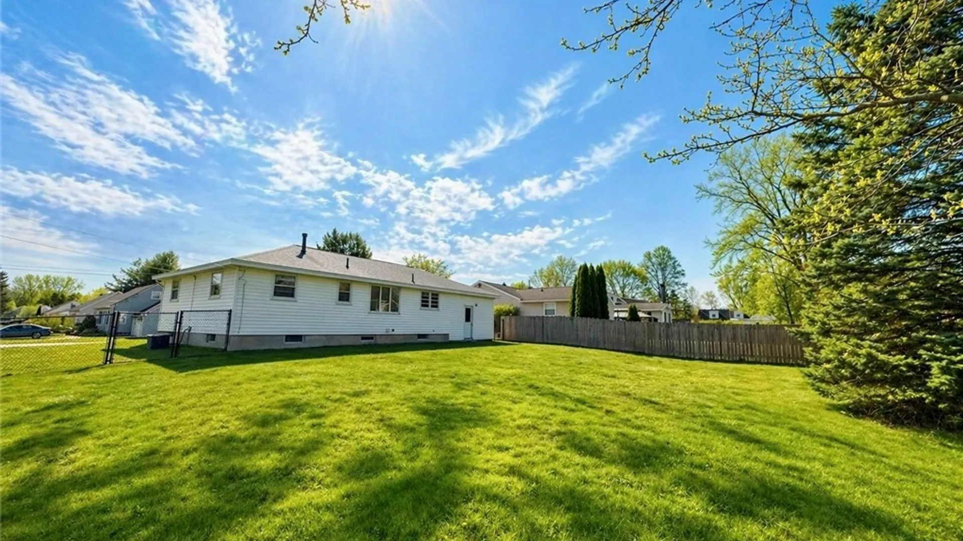 Property at 307 Pleasant Drive, Manlius, NY 13057 3