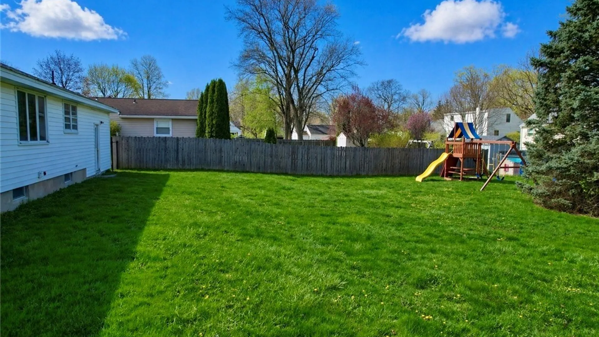 Property at 307 Pleasant Drive, Manlius, NY 13057 6