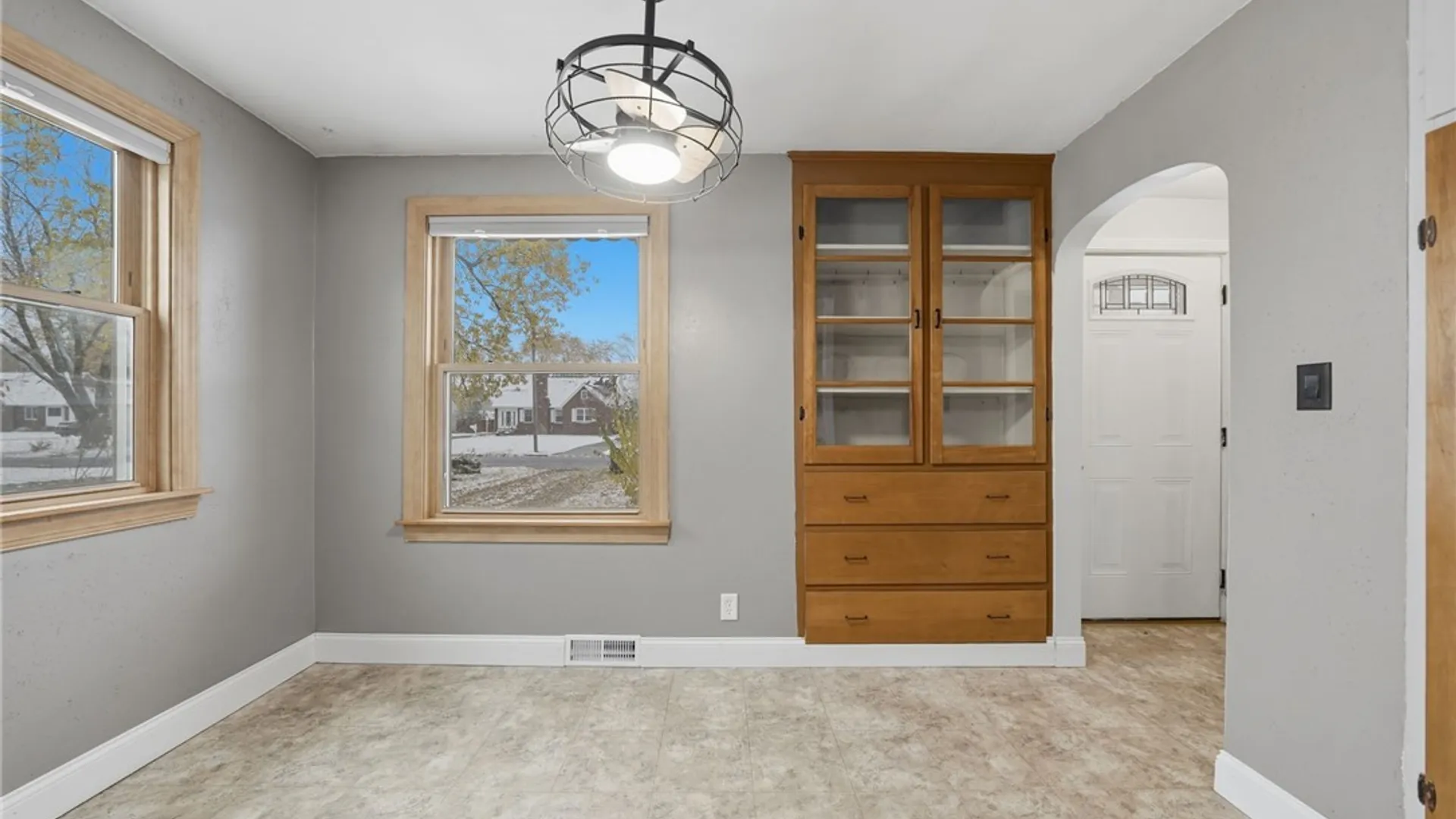 Property at 114 Westcliff Drive, West Seneca, NY 14224 5