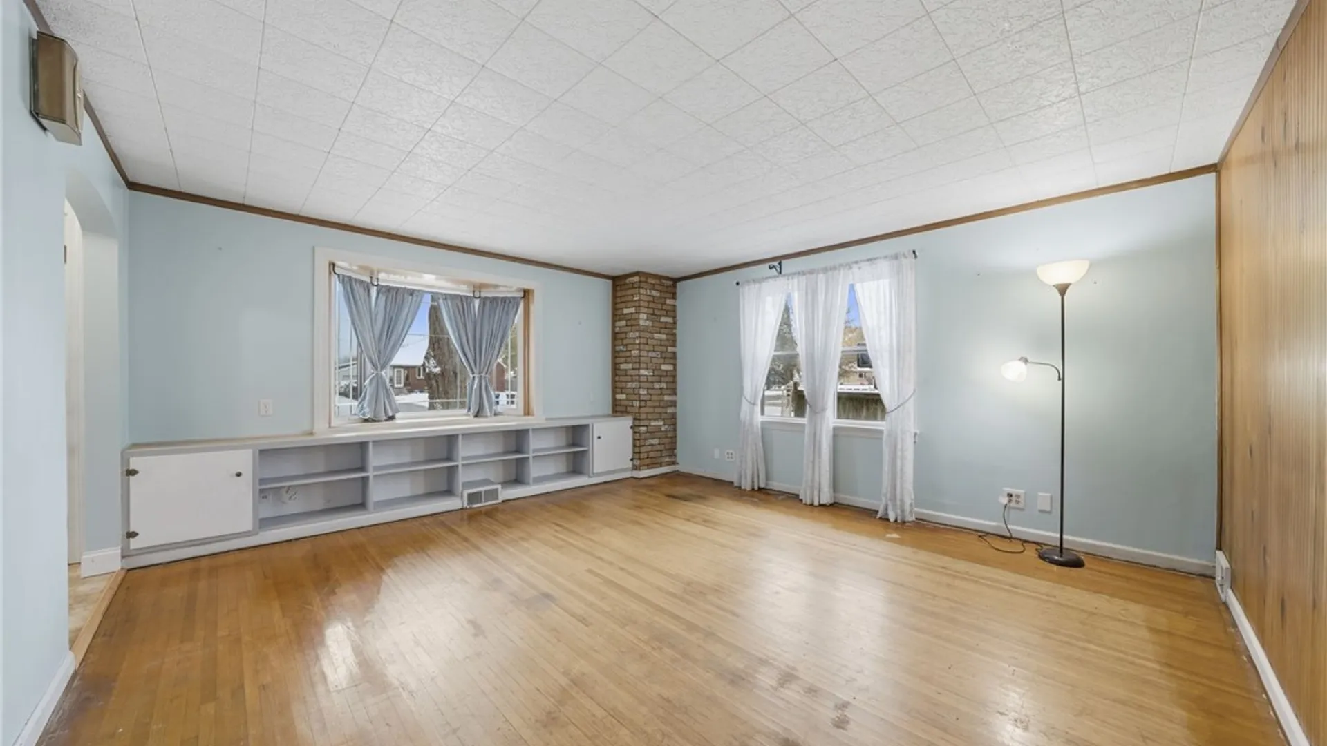 Property at 114 Westcliff Drive, West Seneca, NY 14224 8