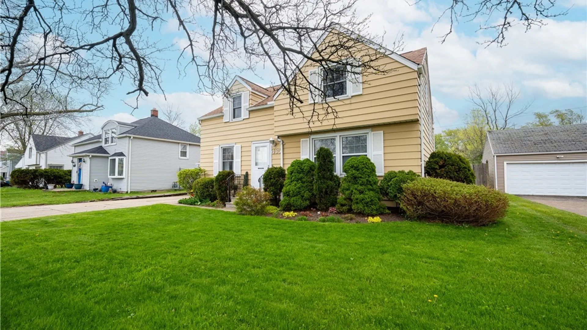 Property at 435 Niagara Falls Boulevard, Amherst, NY 14226 3