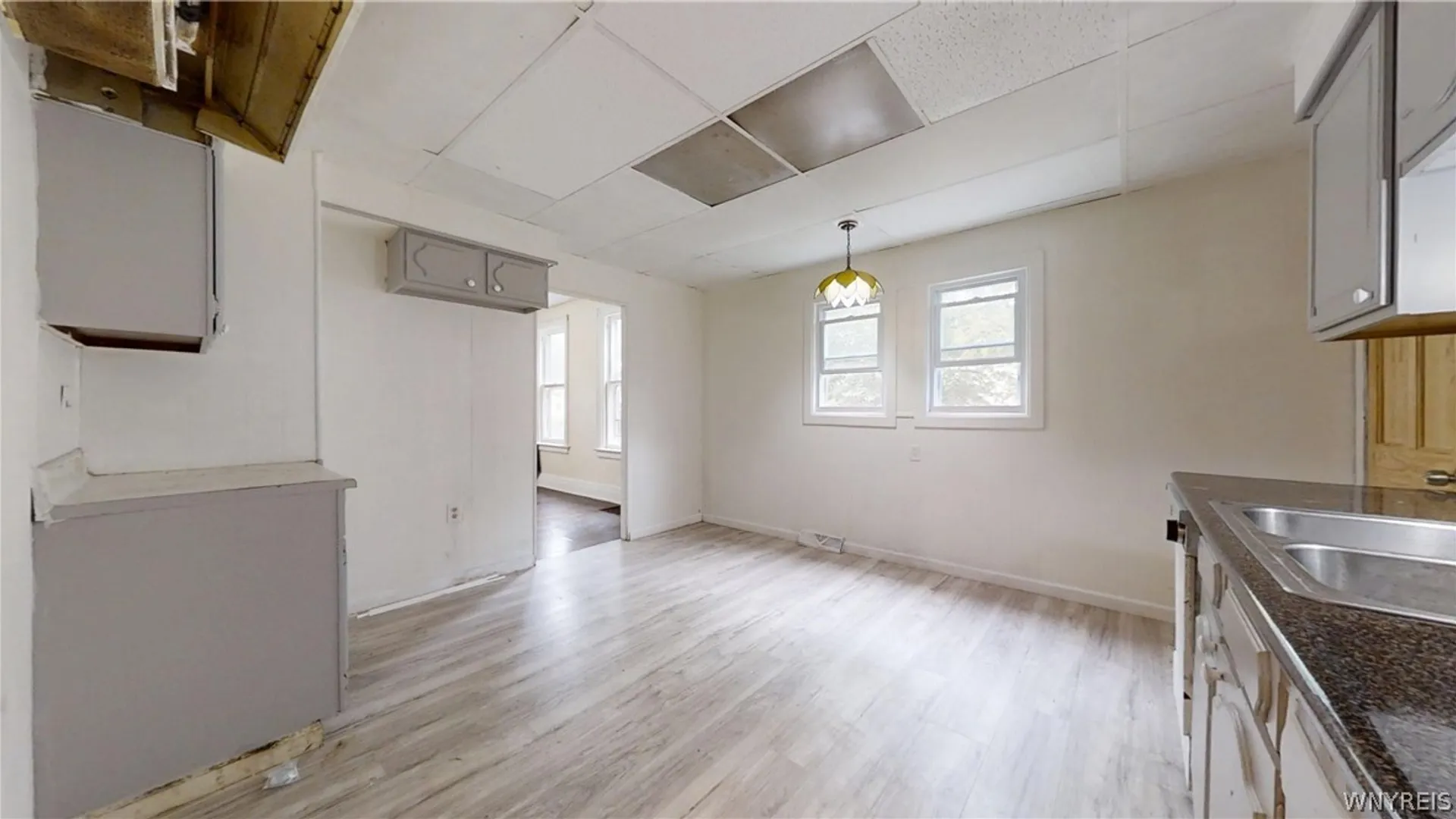 Property at 477 Riley Street, Buffalo, NY 14208 12