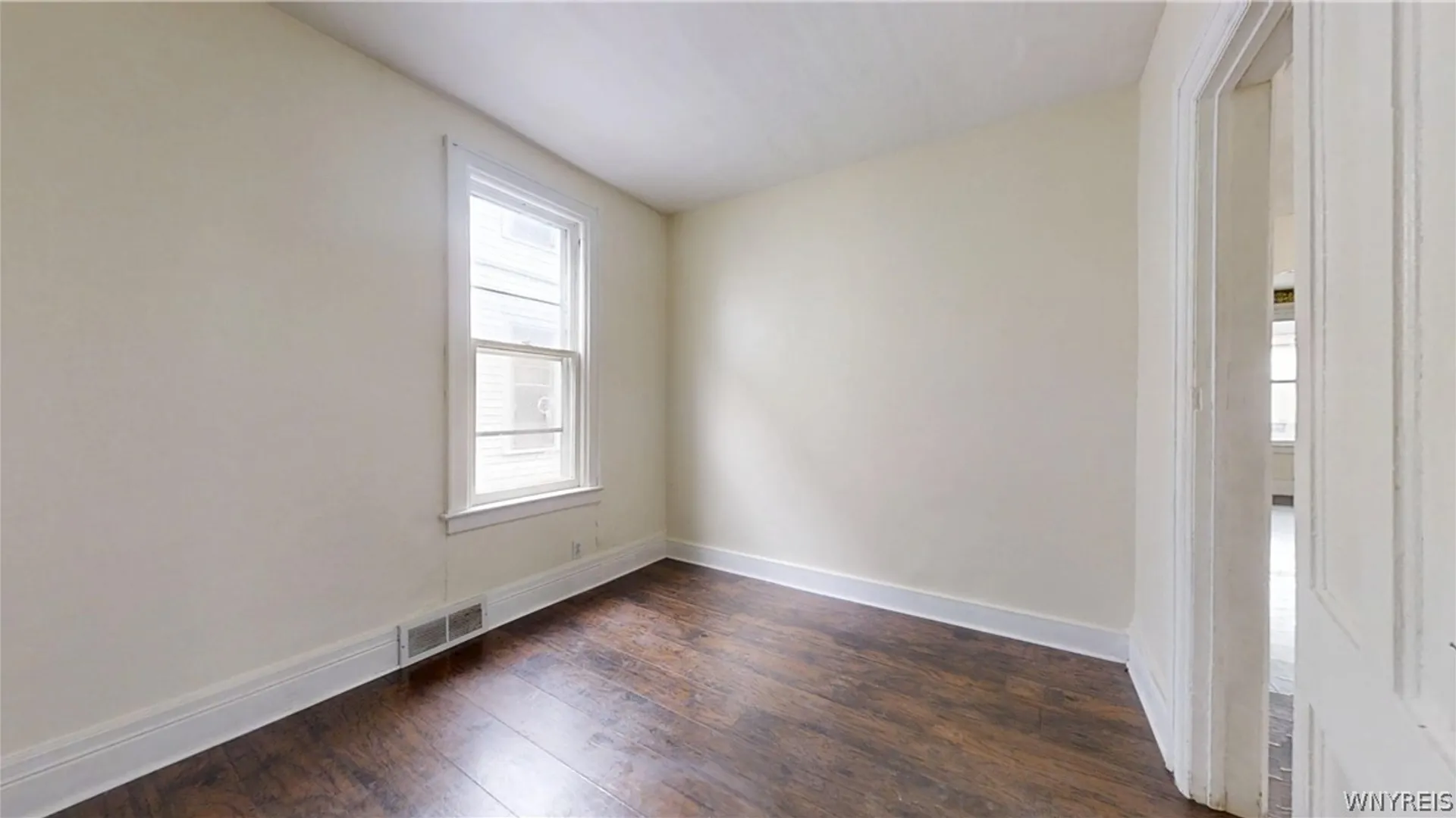 Property at 477 Riley Street, Buffalo, NY 14208 25