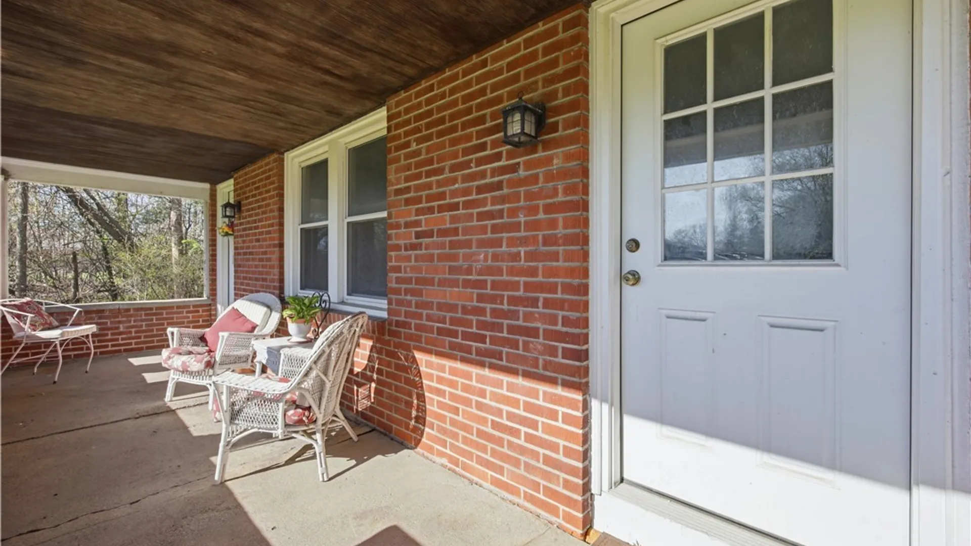 Property at 6178 Mckinley Parkway, Hamburg, NY 14075 3