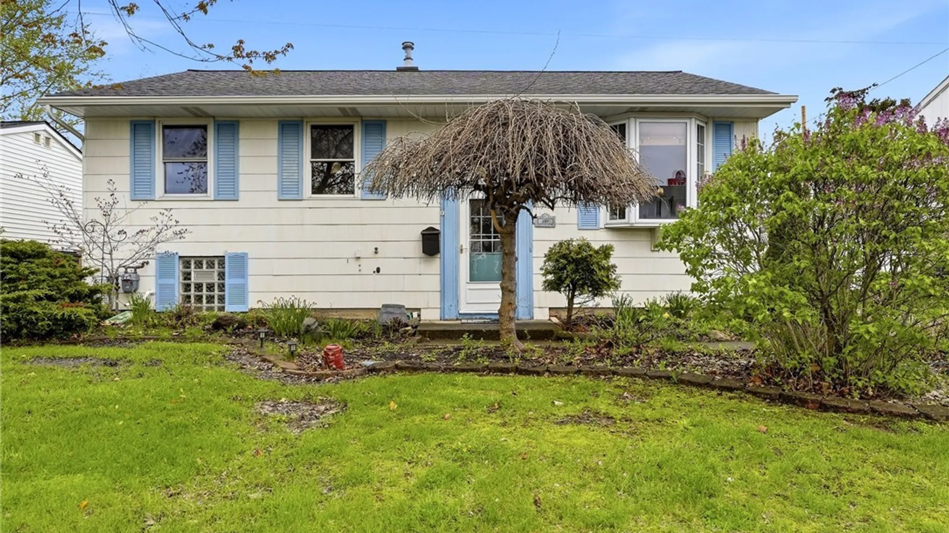 Property at 197 Frederick Road, Tonawanda, NY 14150 2