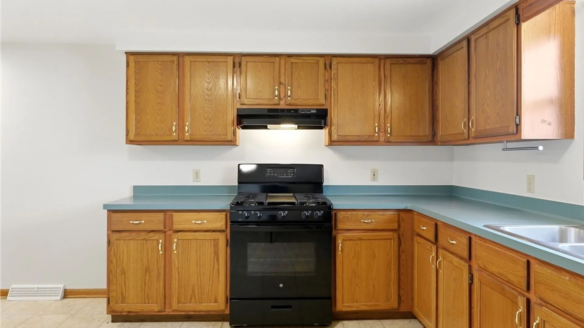 Property at 294 Summit Boulevard, North Tonawanda, NY 14120 14