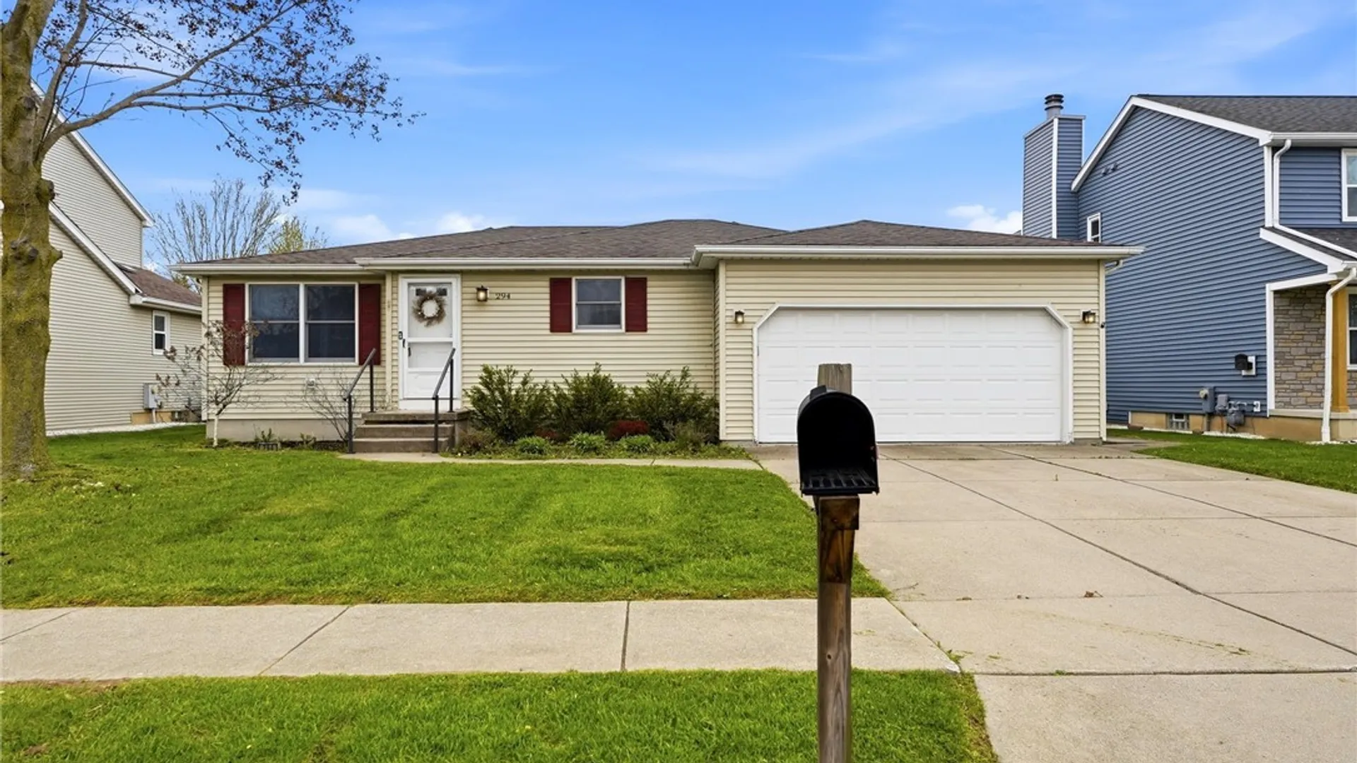 Property at 294 Summit Boulevard, North Tonawanda, NY 14120 2