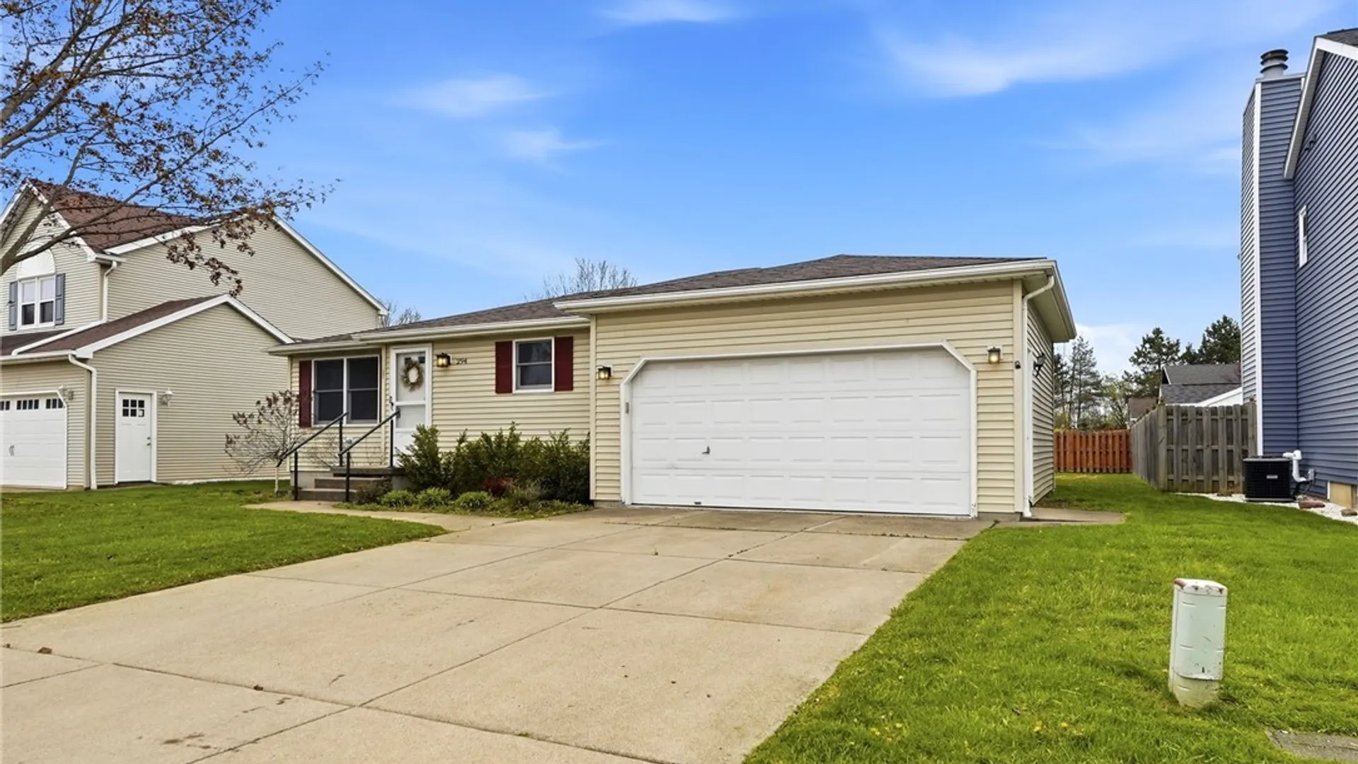 Property at 294 Summit Boulevard, North Tonawanda, NY 14120 3