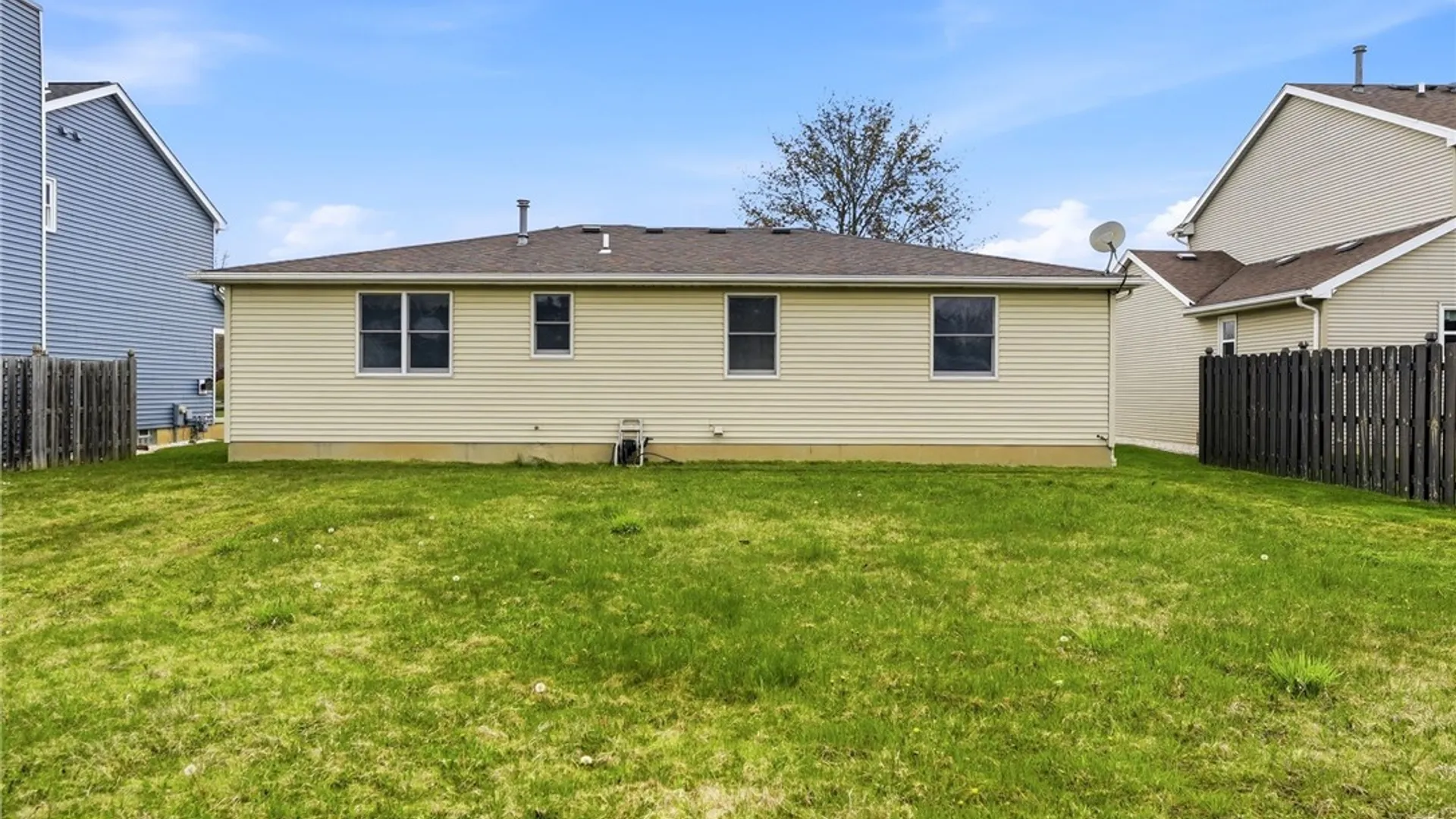 Property at 294 Summit Boulevard, North Tonawanda, NY 14120 46