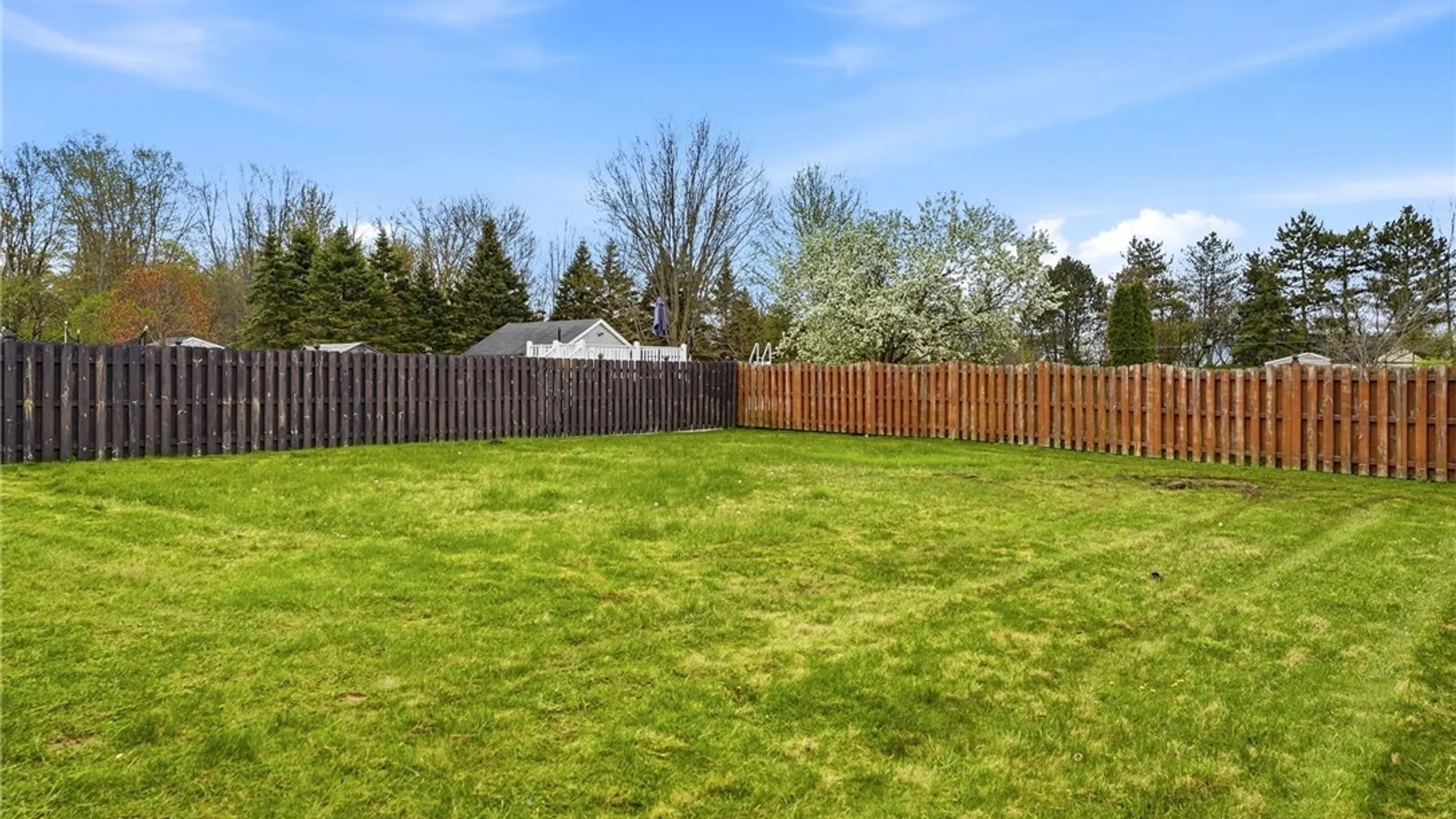 Property at 294 Summit Boulevard, North Tonawanda, NY 14120 48