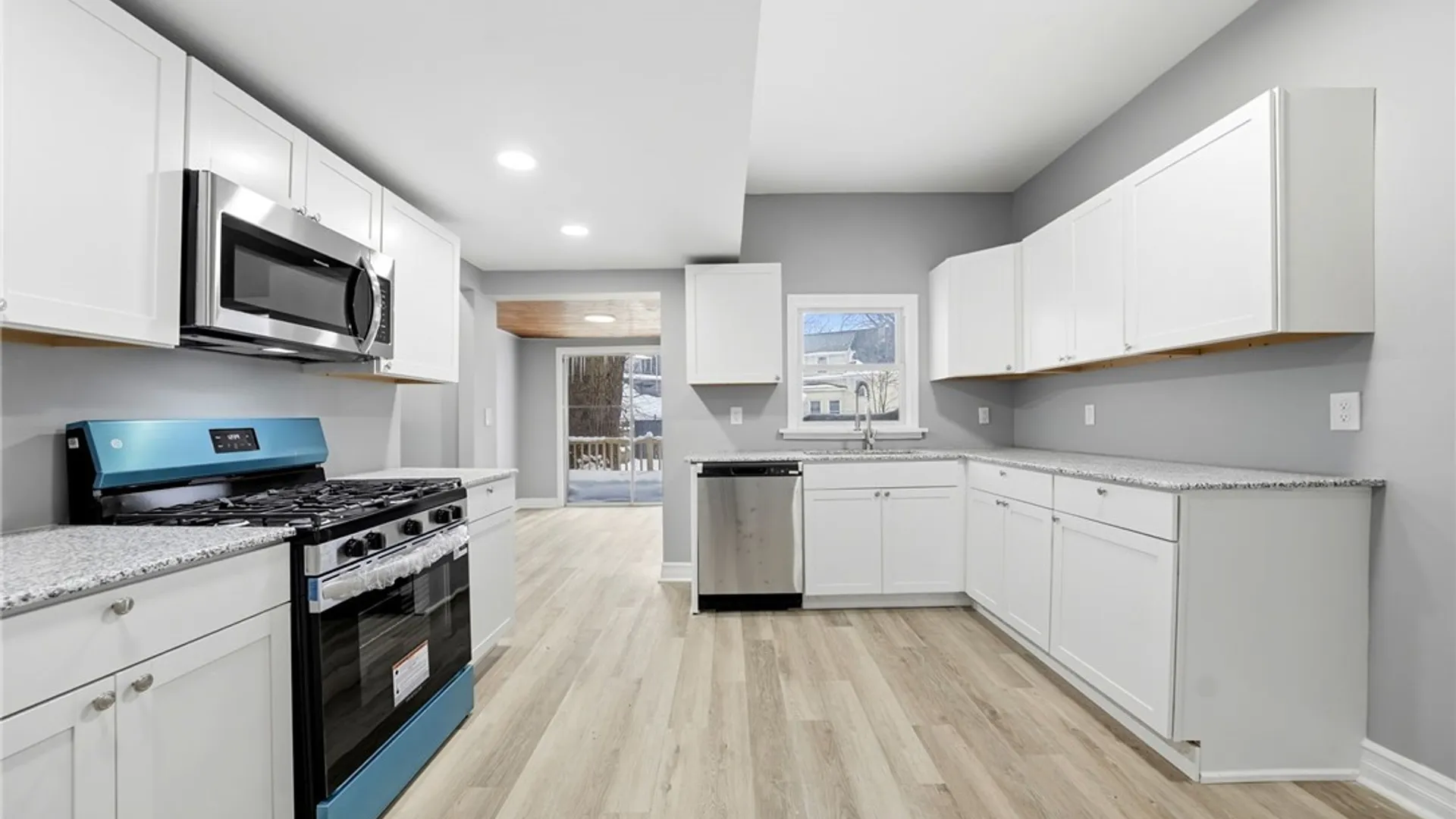 Property at 132 Ontario Street, Buffalo, NY 14207 8