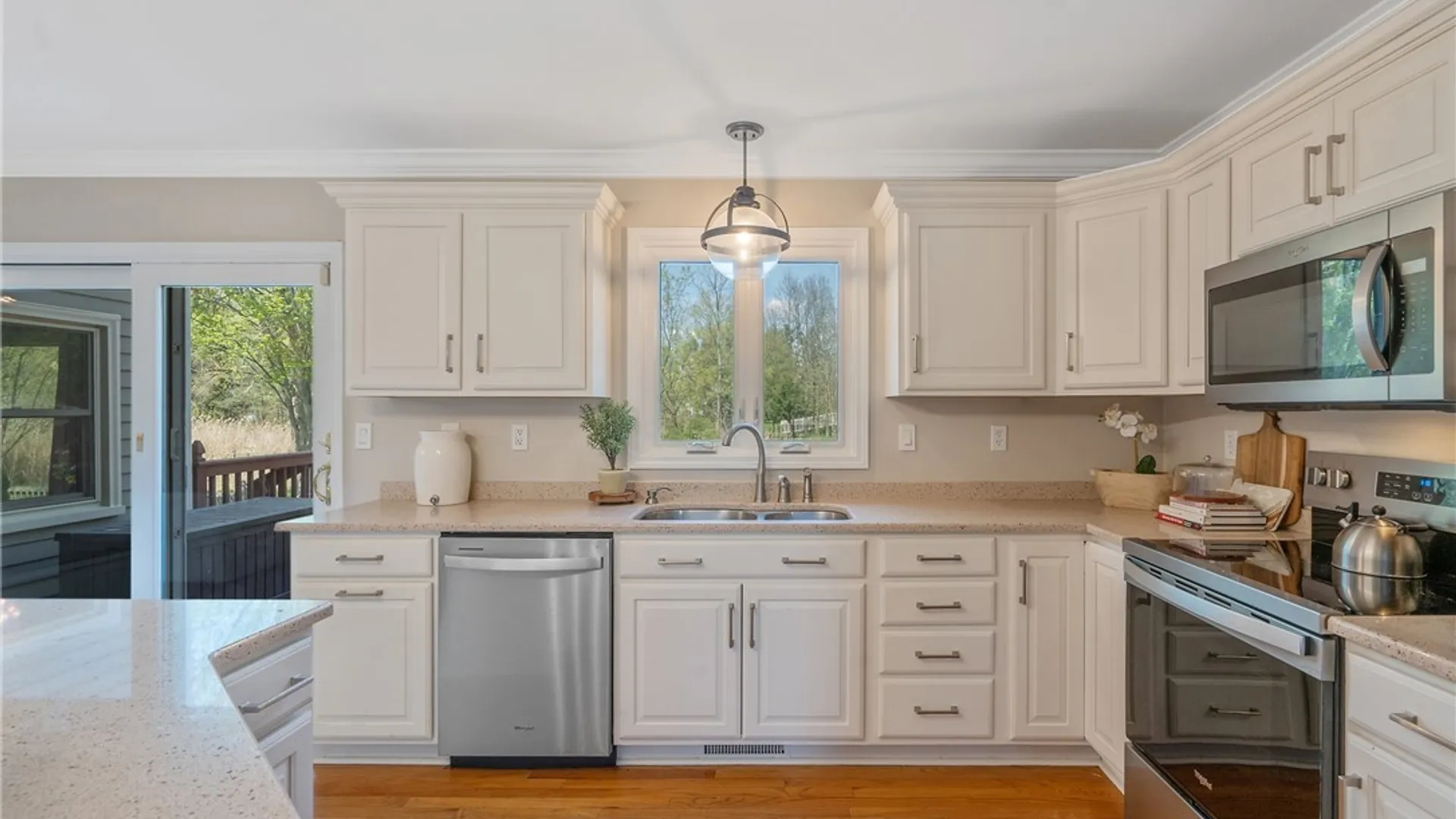 Property at 6307 Wooderton Path, Cicero, NY 13039 43