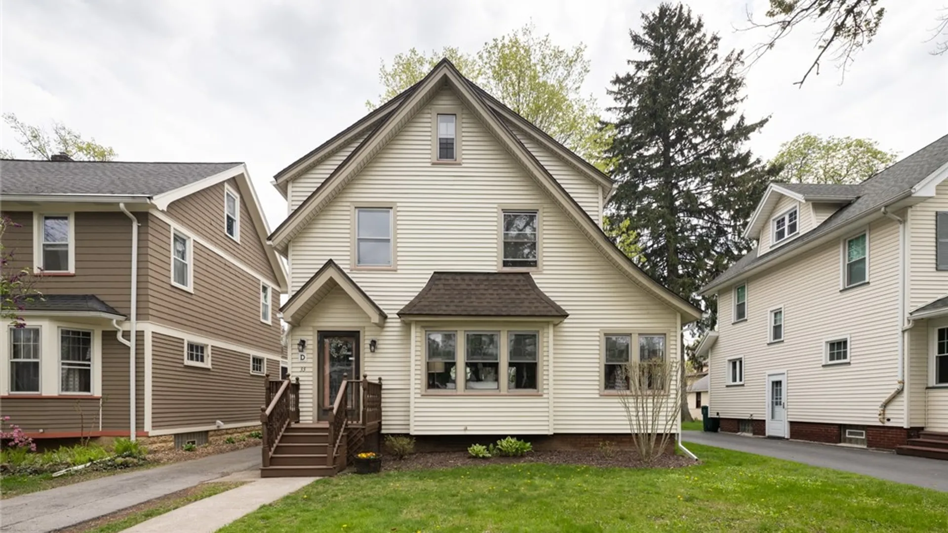 Property at 33 Wilsonia Road, Rochester, NY 14609 2