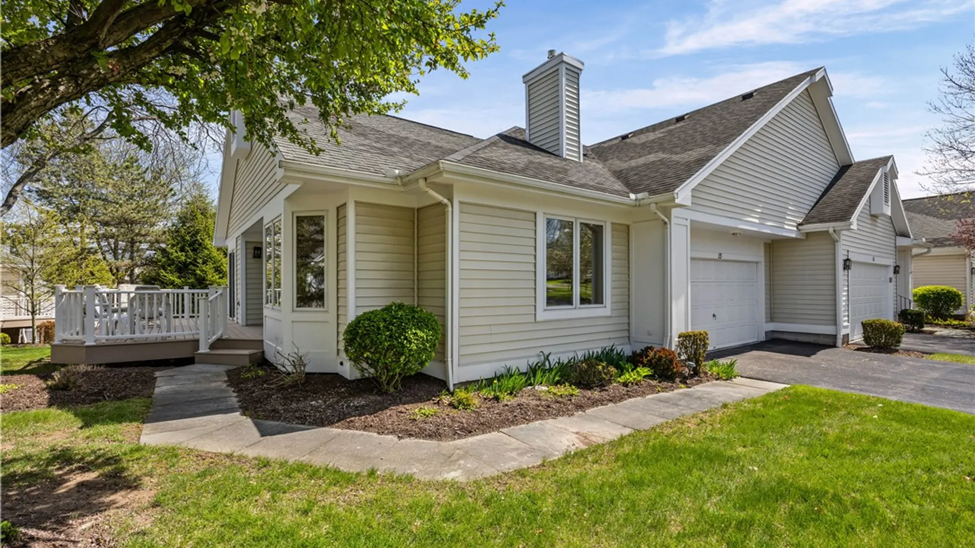 Property at 15 Legacy Oak Trail, Henrietta, NY 14534 28