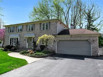 Property at 27 Cheshire Lane, Amherst, NY 14051