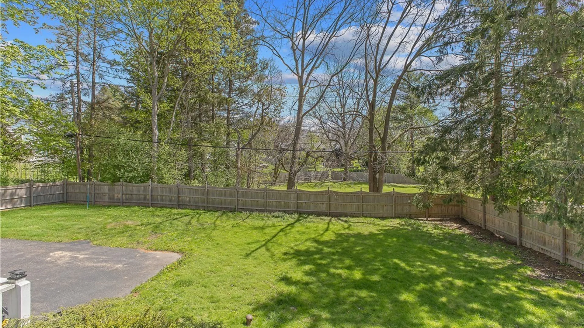 Property at 4 Lynacres Boulevard, DeWitt, NY 13066 43