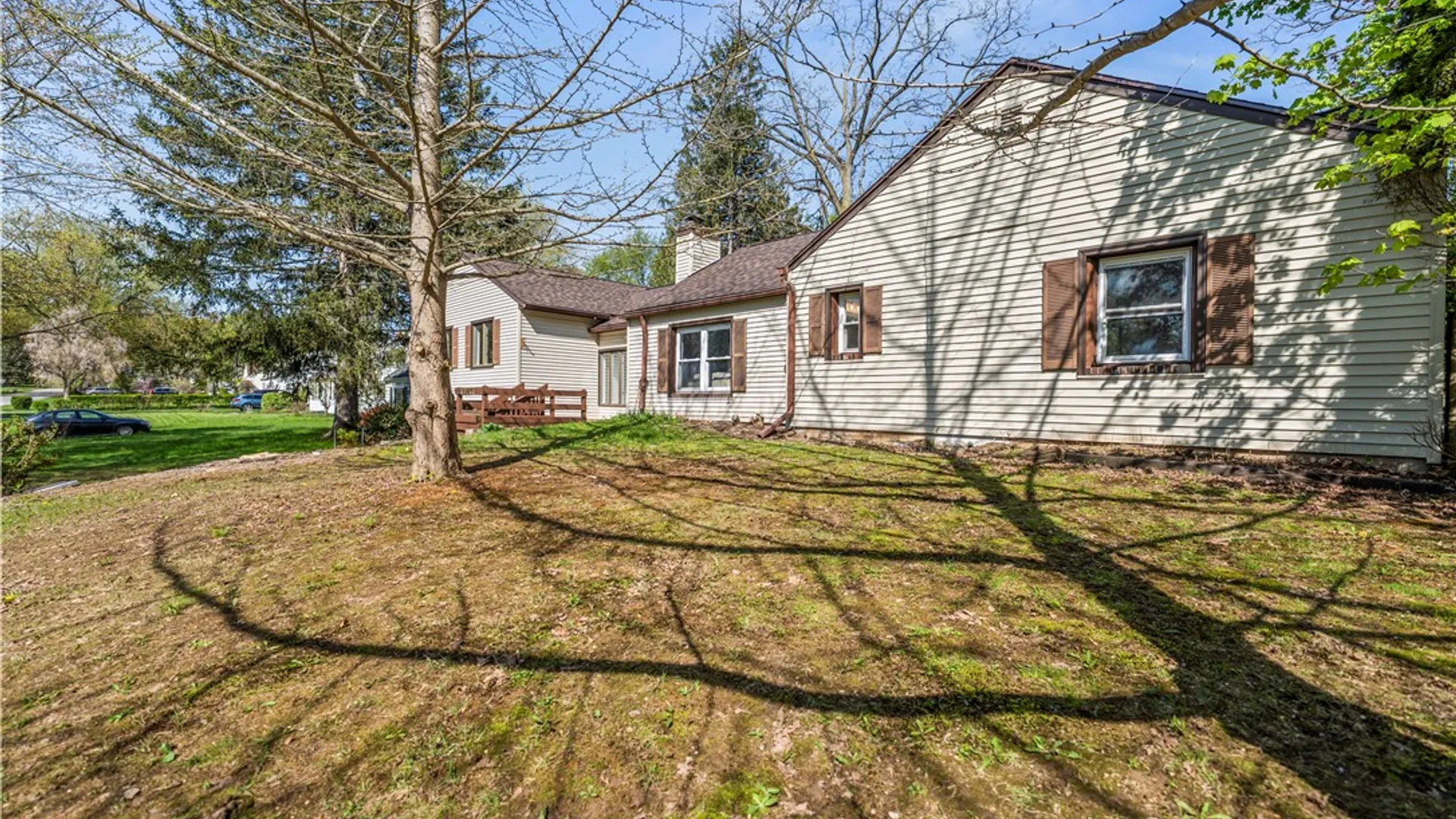 Property at 321 Eaglehead Road, Perinton, NY 14445 3