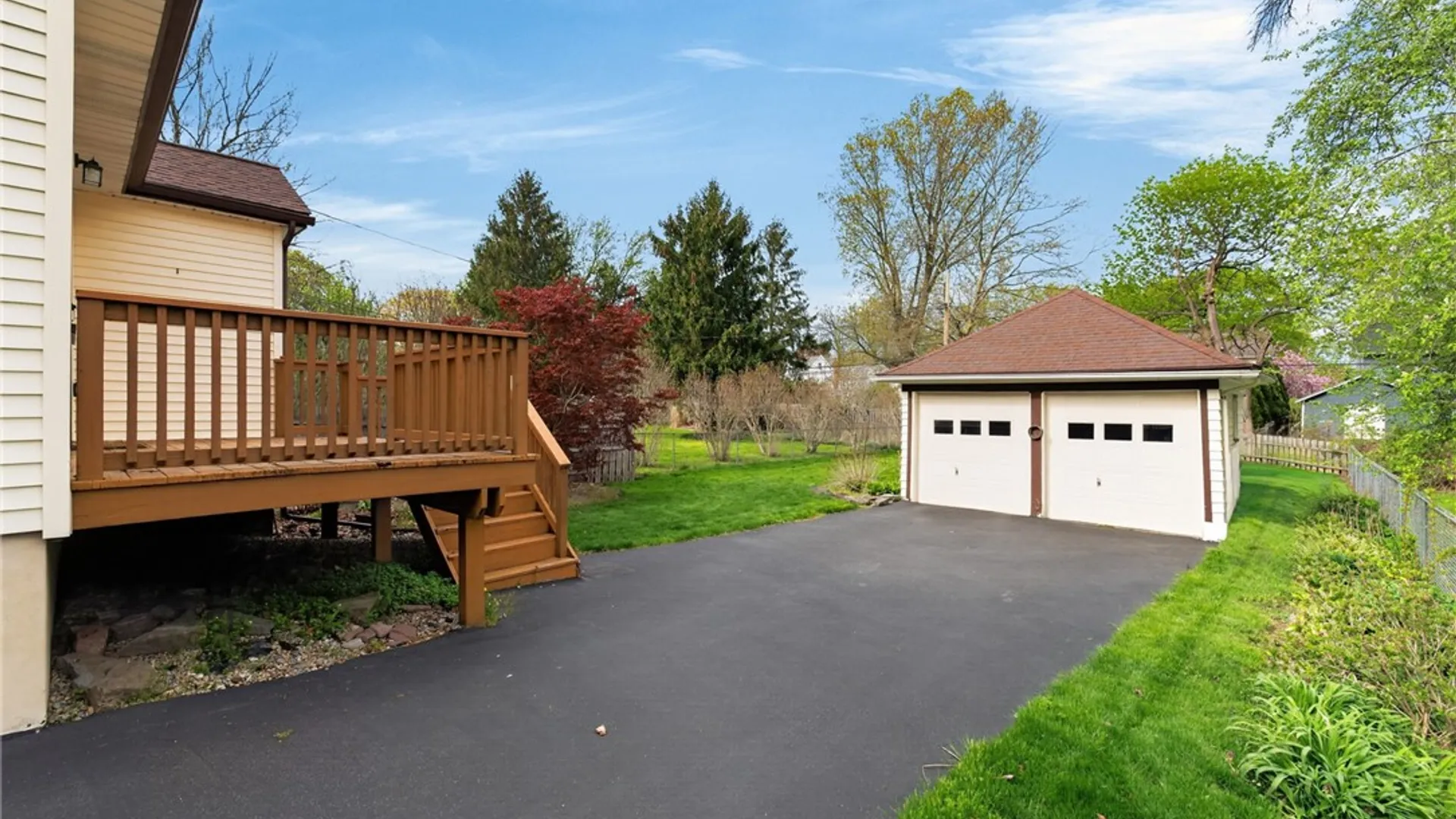 Property at 150 Deerfield Drive, Irondequoit, NY 14609 31