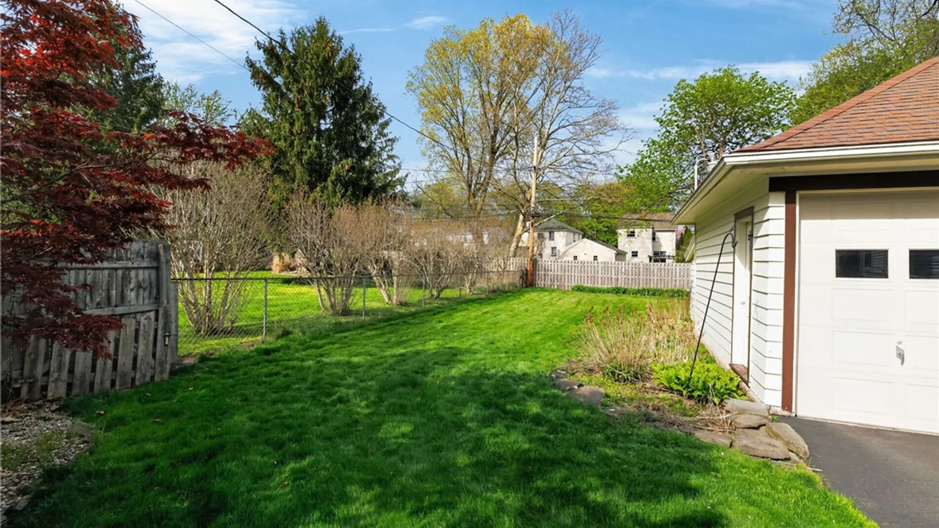 Property at 150 Deerfield Drive, Irondequoit, NY 14609 32