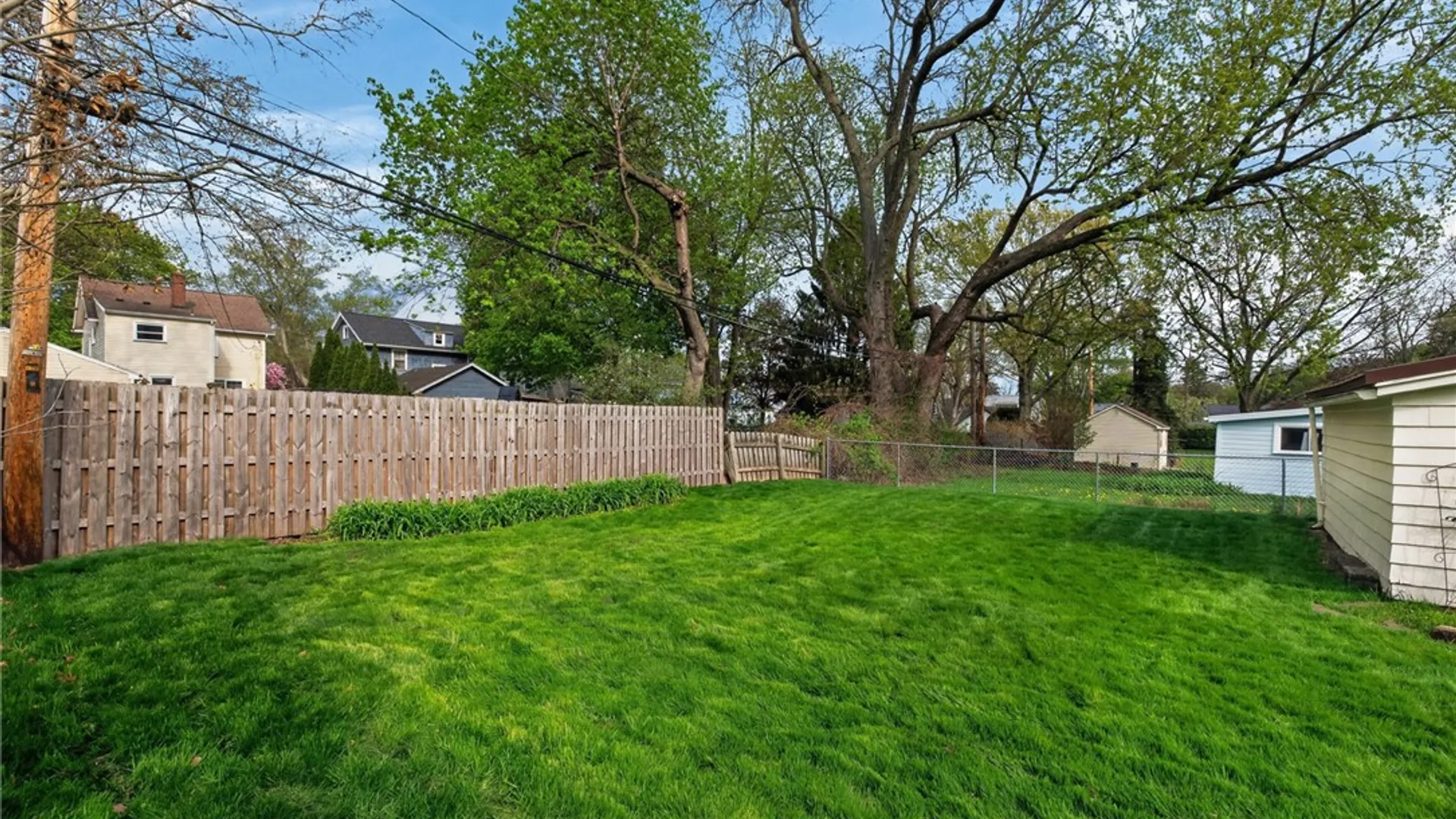 Property at 150 Deerfield Drive, Irondequoit, NY 14609 33