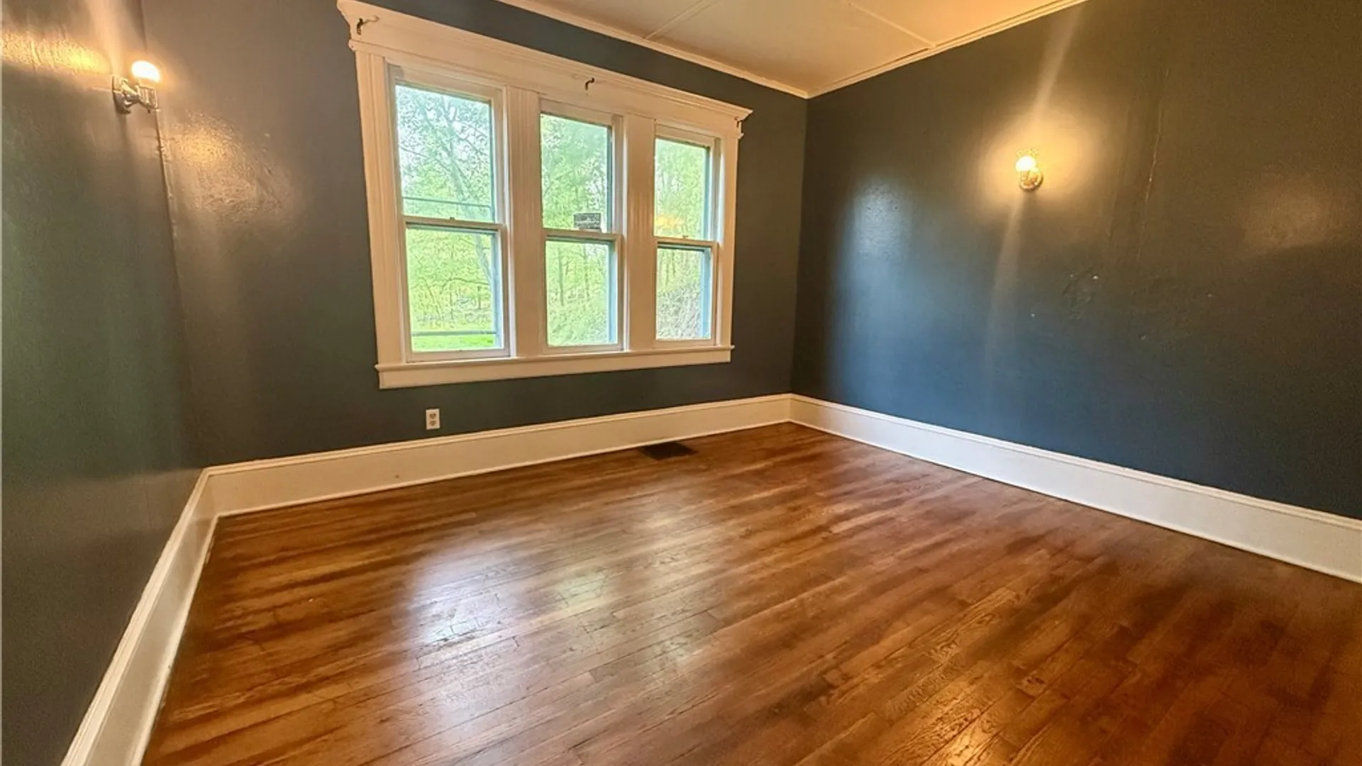 Property at 78 Chedell Place, Auburn, NY 13021 7