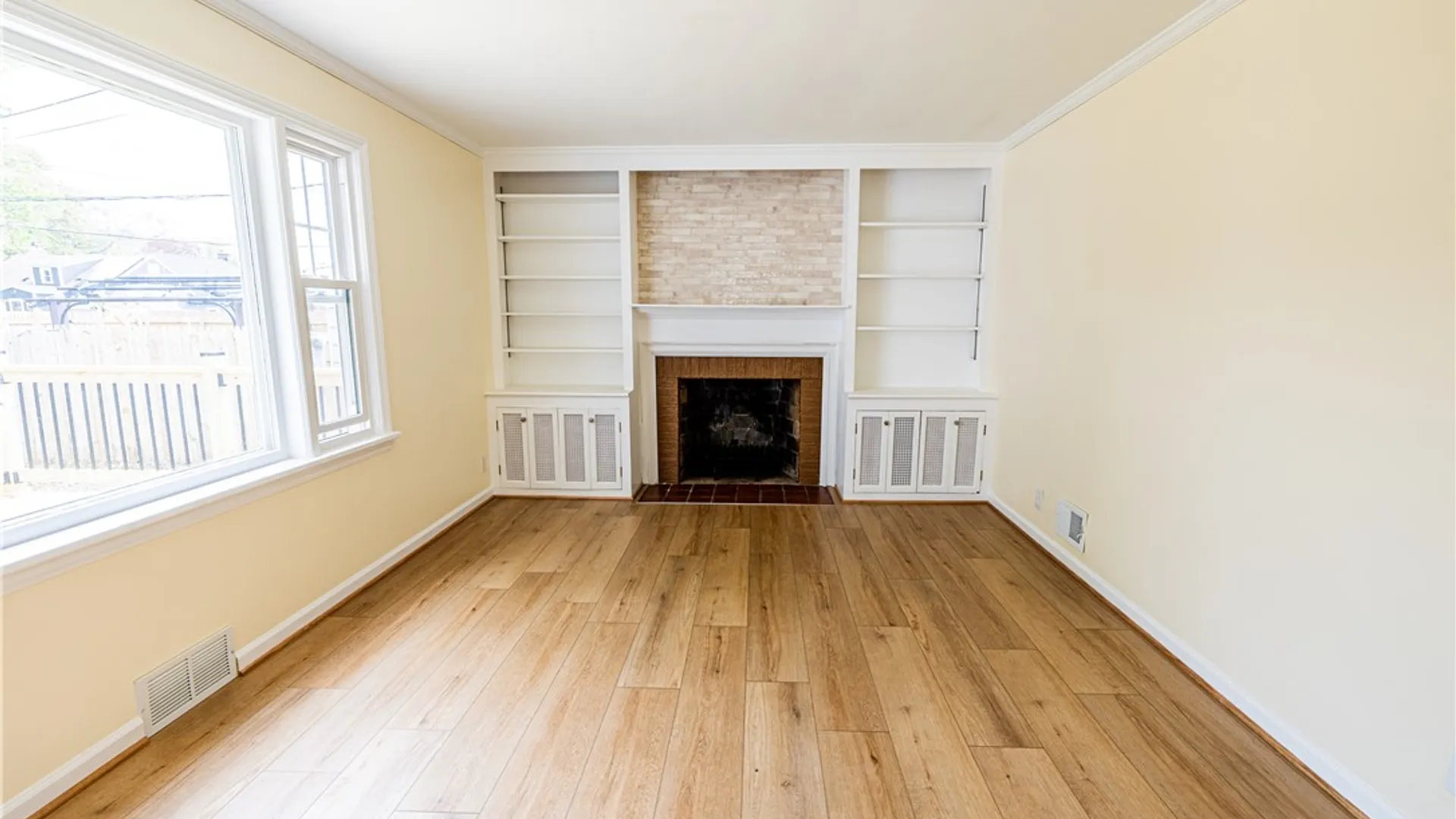 Property at 100 Biltmore Drive, Irondequoit, NY 14617 6