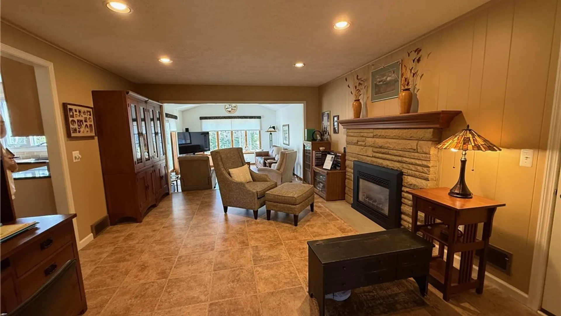 Property at 173 Hillary Drive, Chili, NY 14624 9