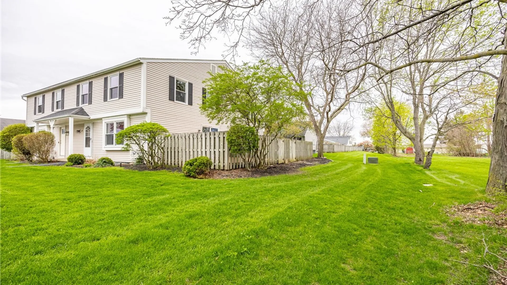 Property at 85 Springwood Drive, Webster, NY 14580 34