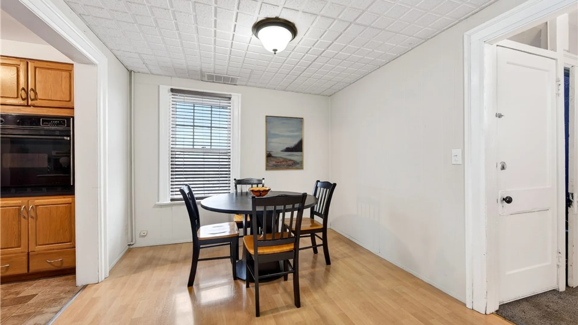 Property at 269 Colvin Avenue, Buffalo, NY 14216 16