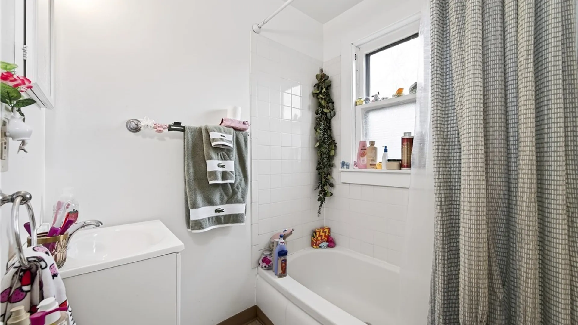 Property at 269 Colvin Avenue, Buffalo, NY 14216 9