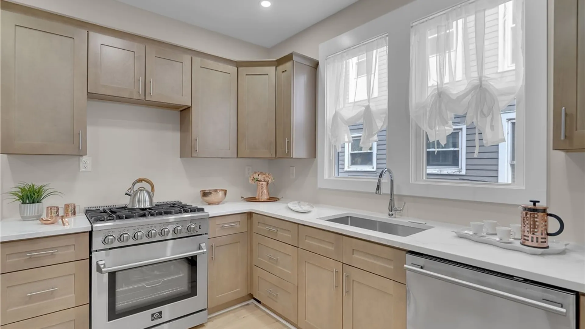 Property at 501 West Avenue, Buffalo, NY 14213 14