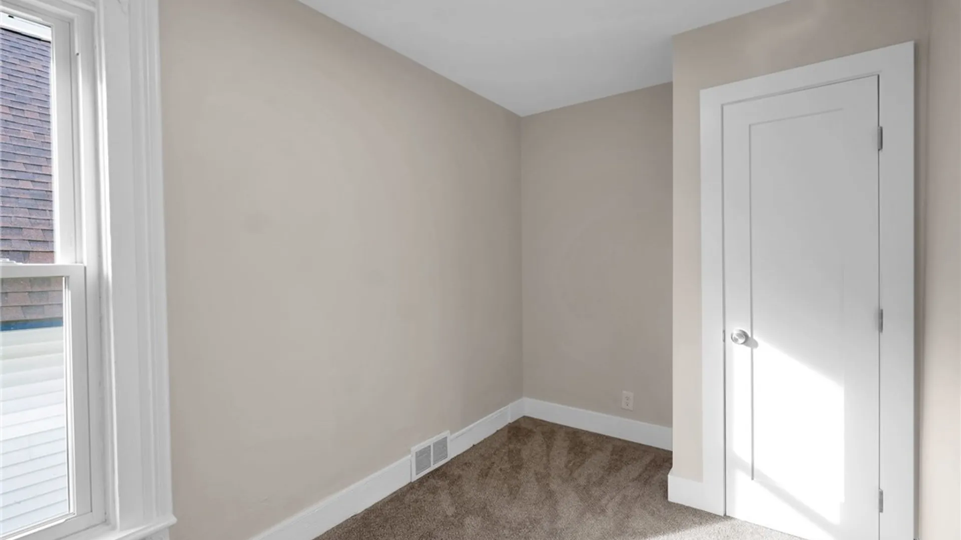 Property at 501 West Avenue, Buffalo, NY 14213 27