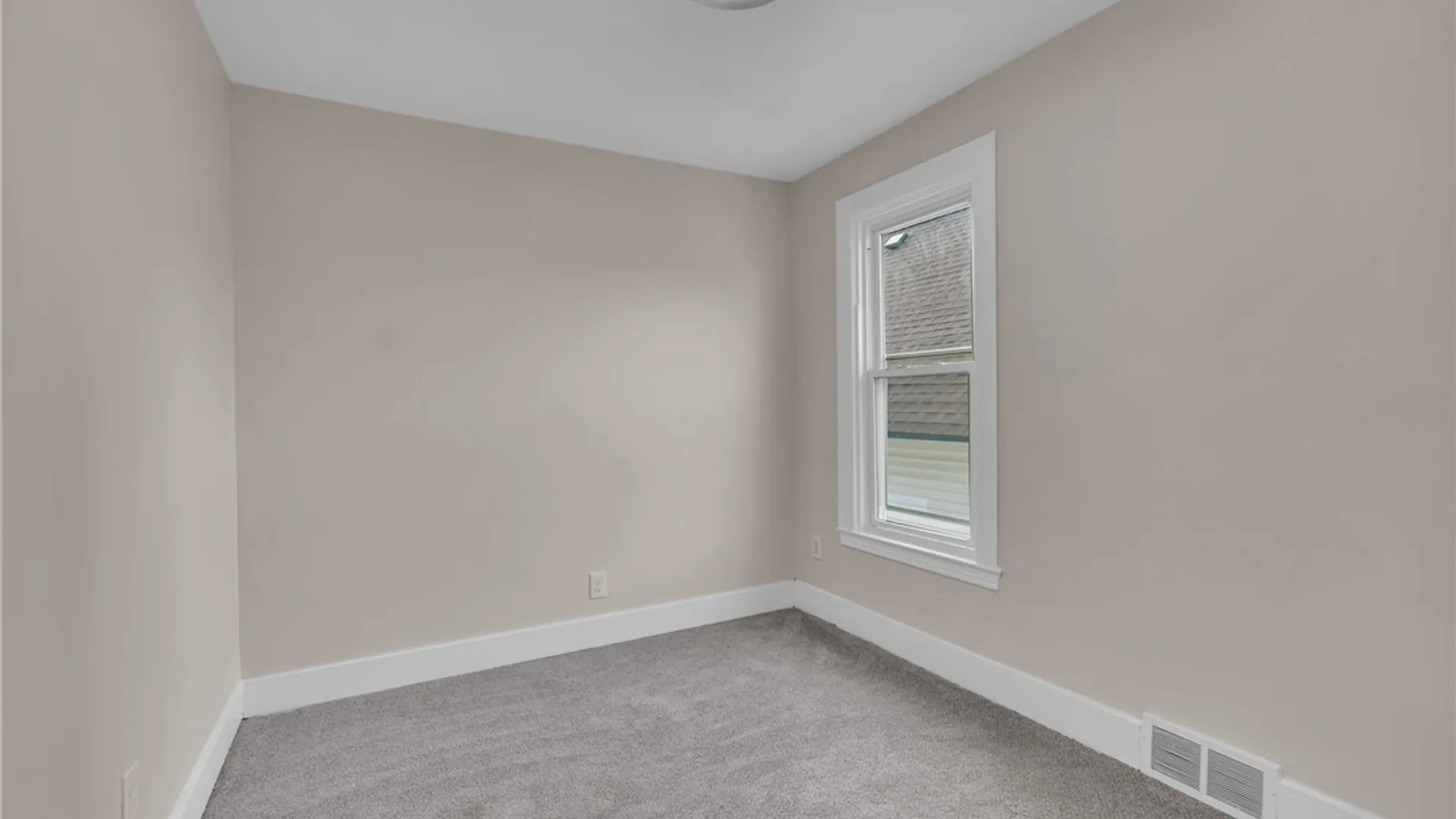 Property at 501 West Avenue, Buffalo, NY 14213 32