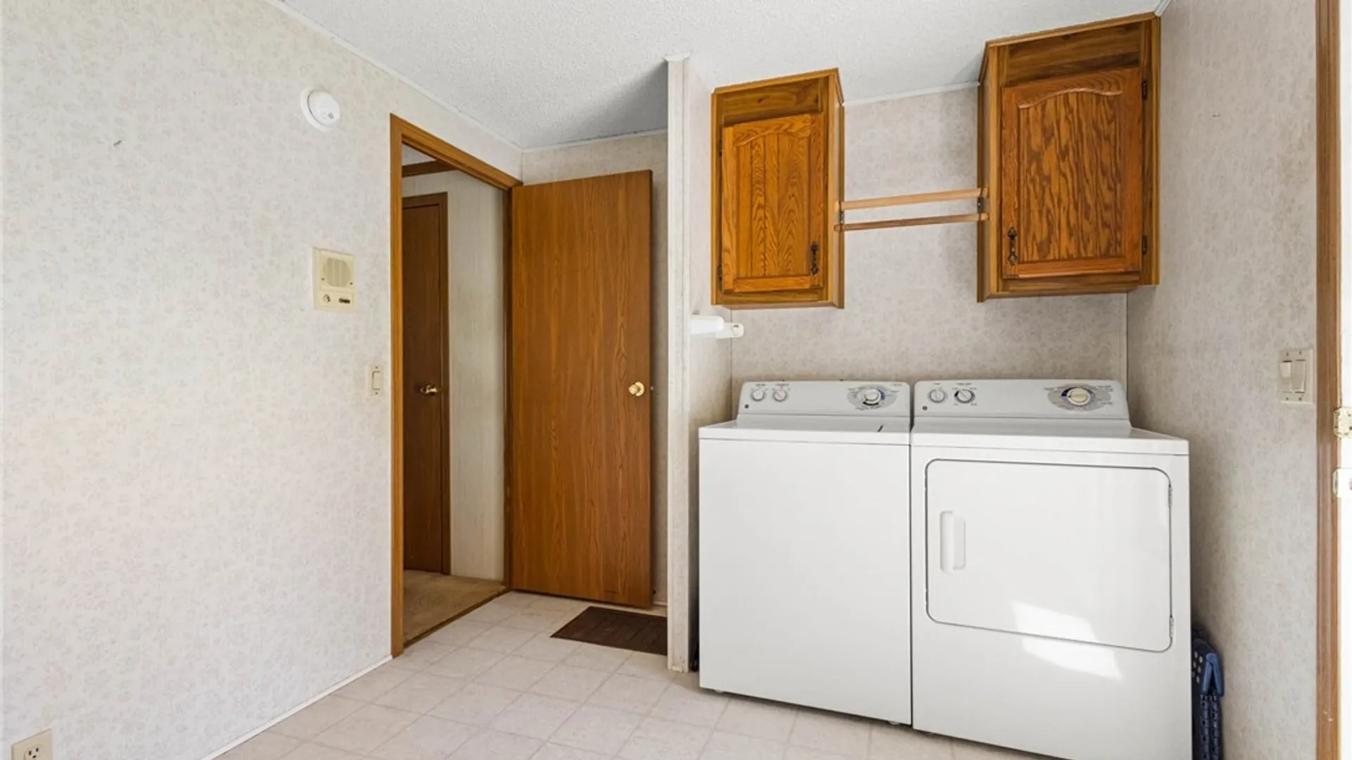 Property at 2992 Broadway Road, Alexander, NY 14011 19