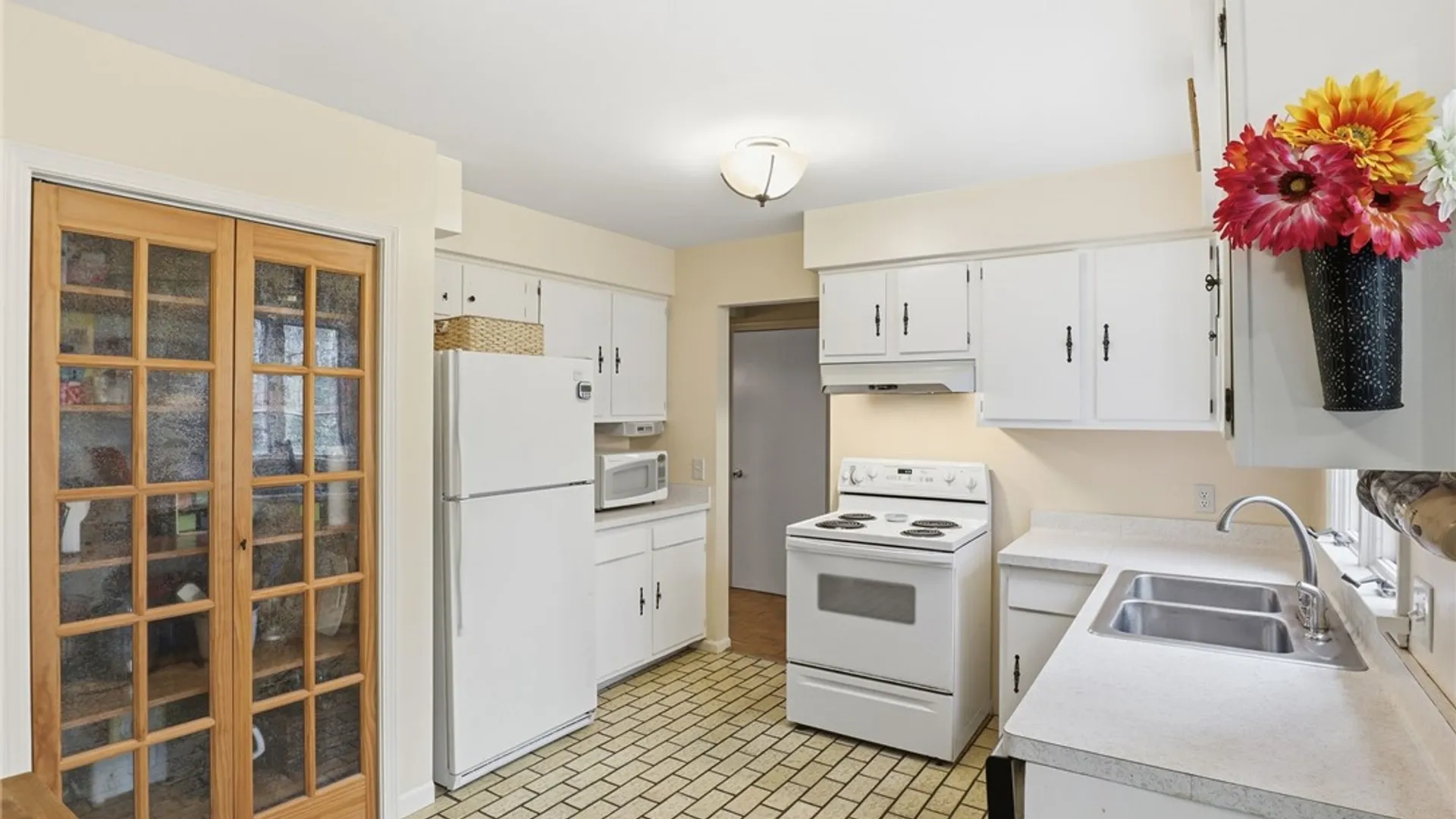 Property at 257 East Street, Pittsford, NY 14534 15