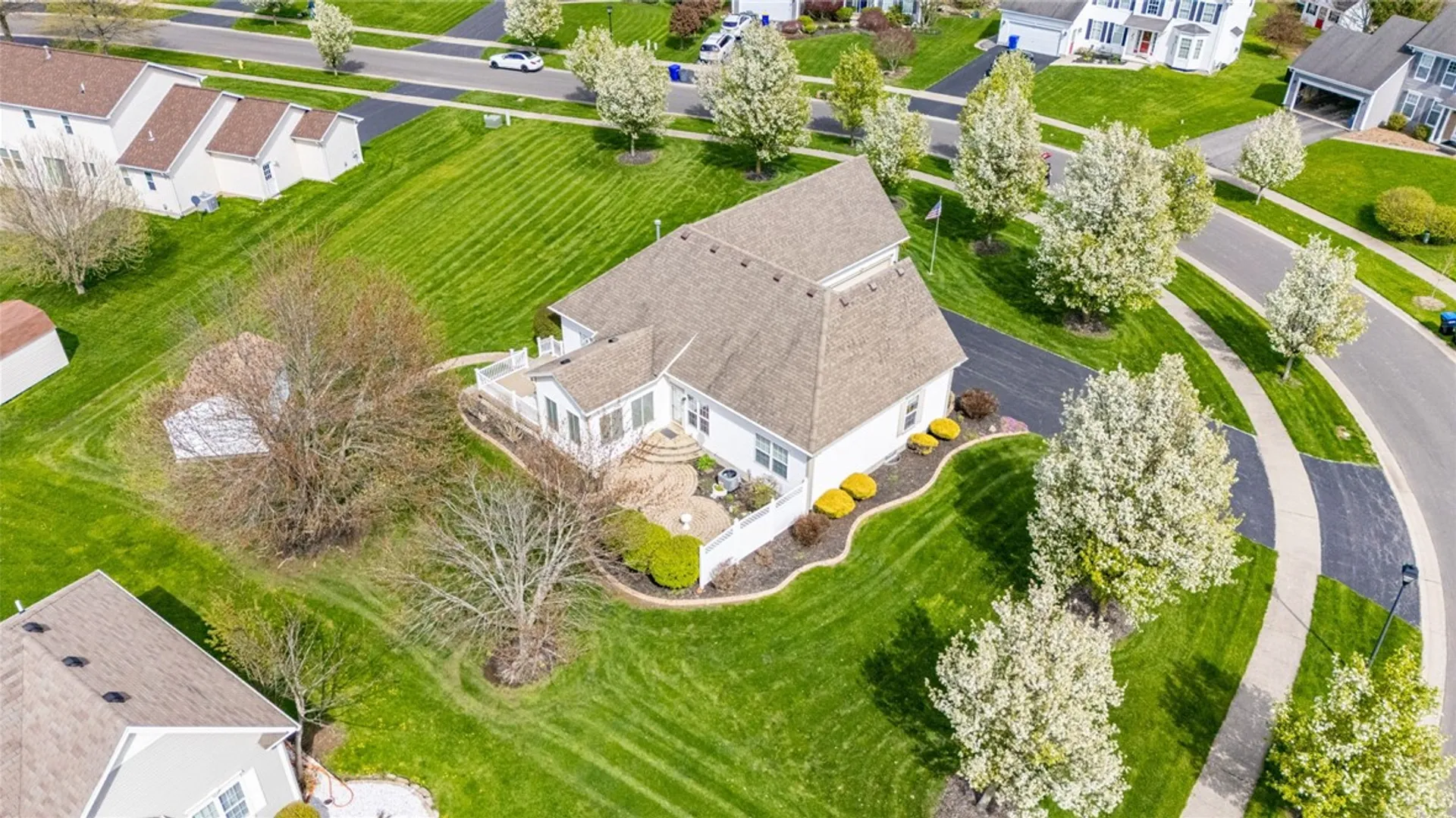 Property at 108 Arborway Lane, Greece, NY 14612 10