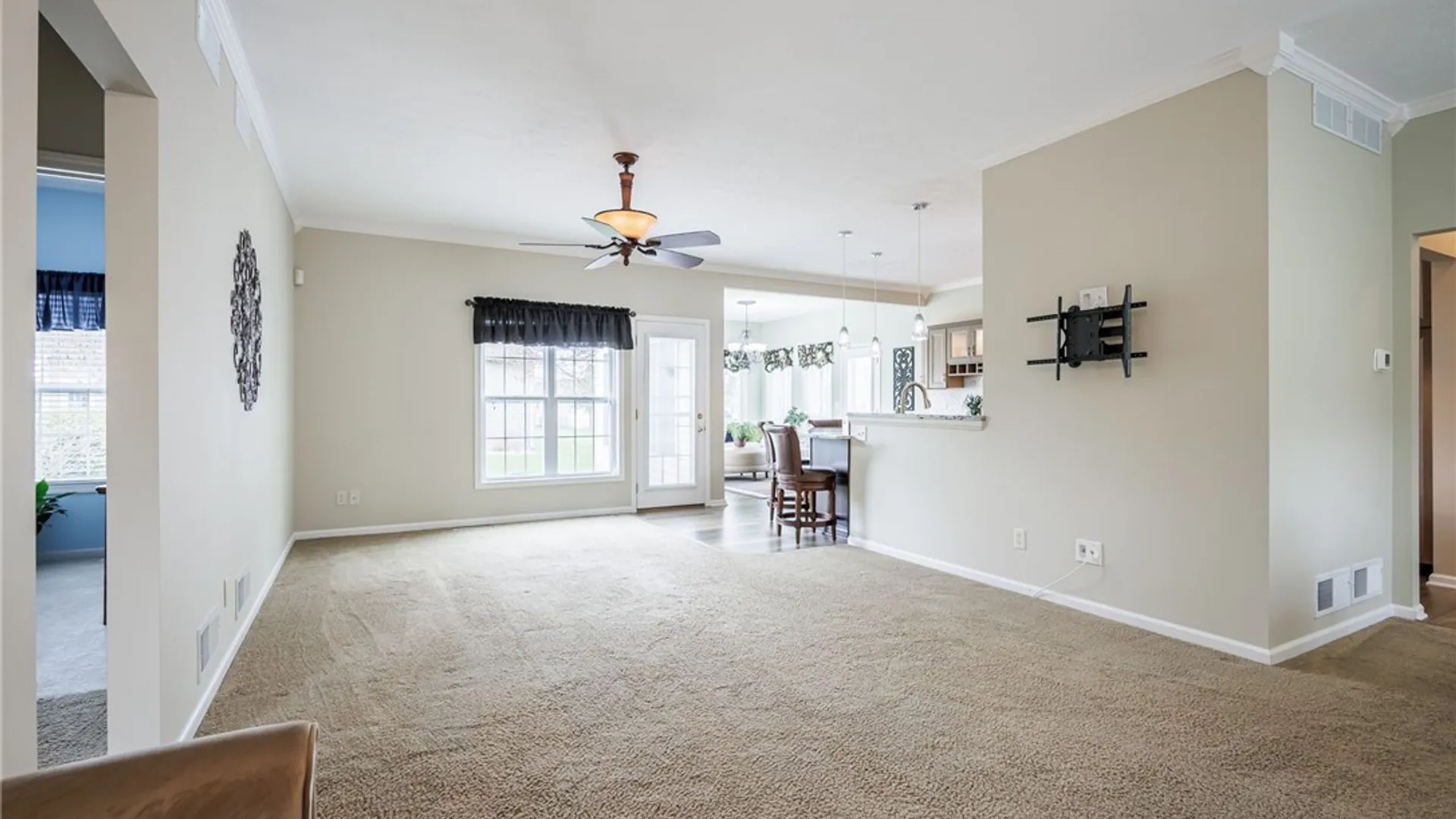 Property at 108 Arborway Lane, Greece, NY 14612 15