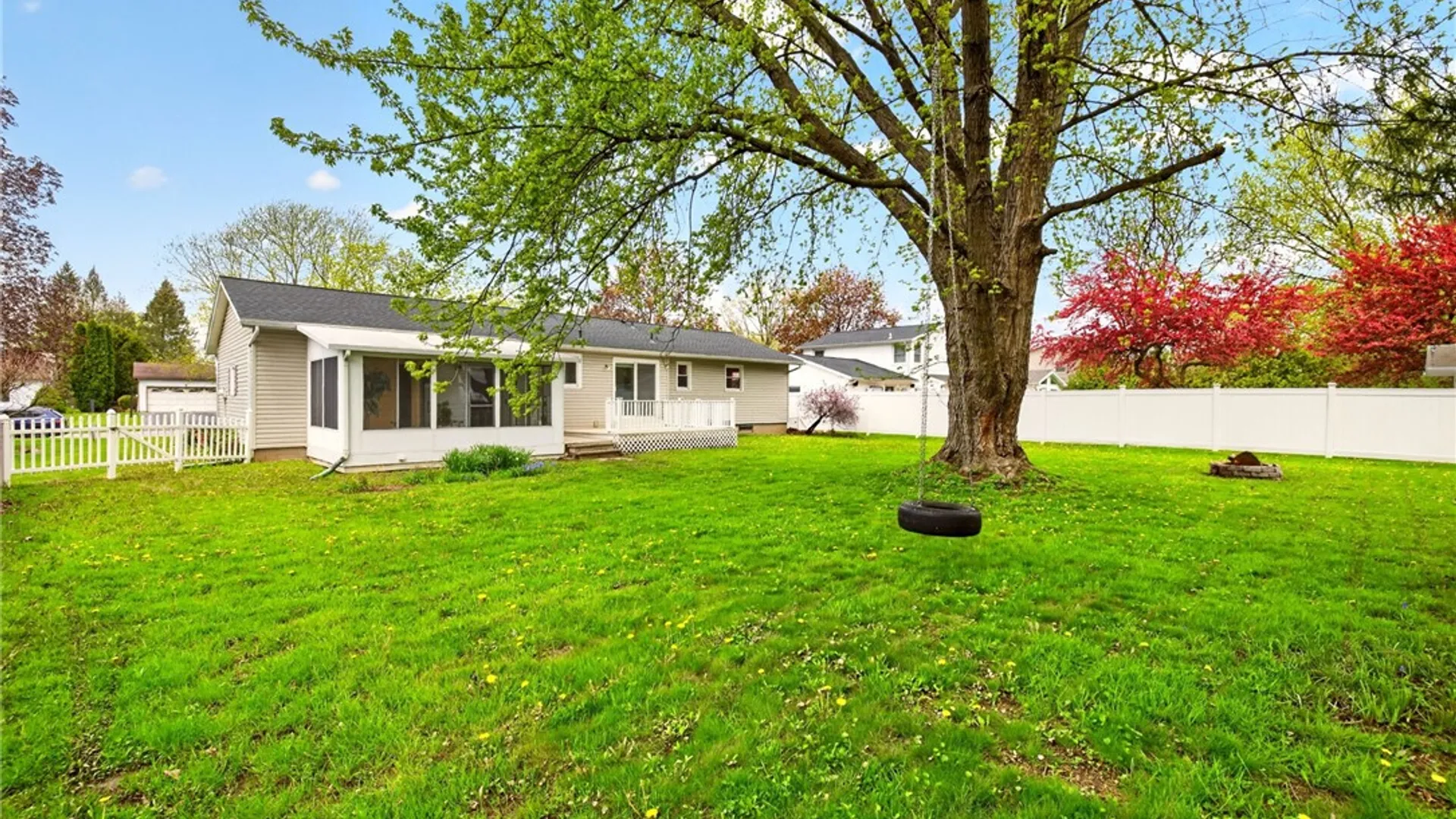 Property at 98 Kinmont Drive, Greece, NY 14612 25
