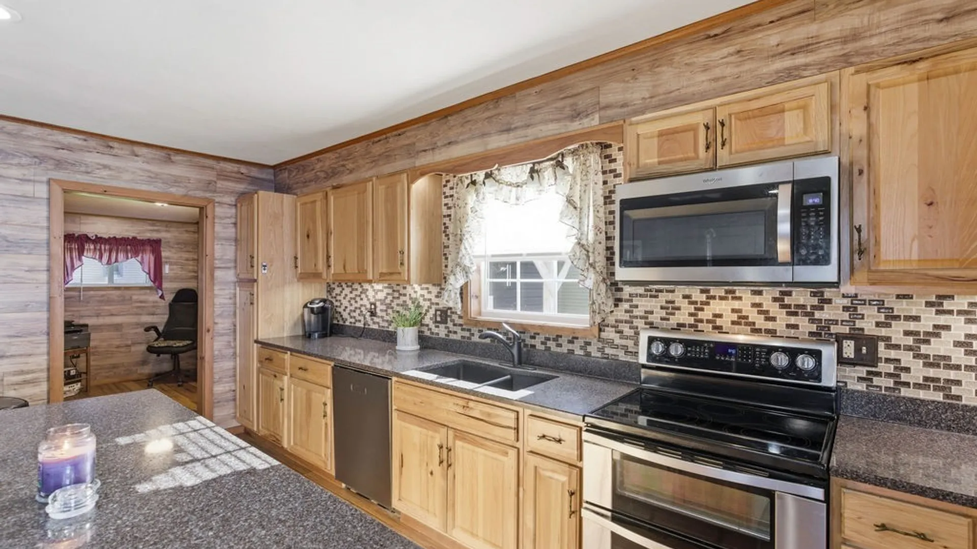 Property at 28 Hickory Point Road, Constantia, NY 13042 11