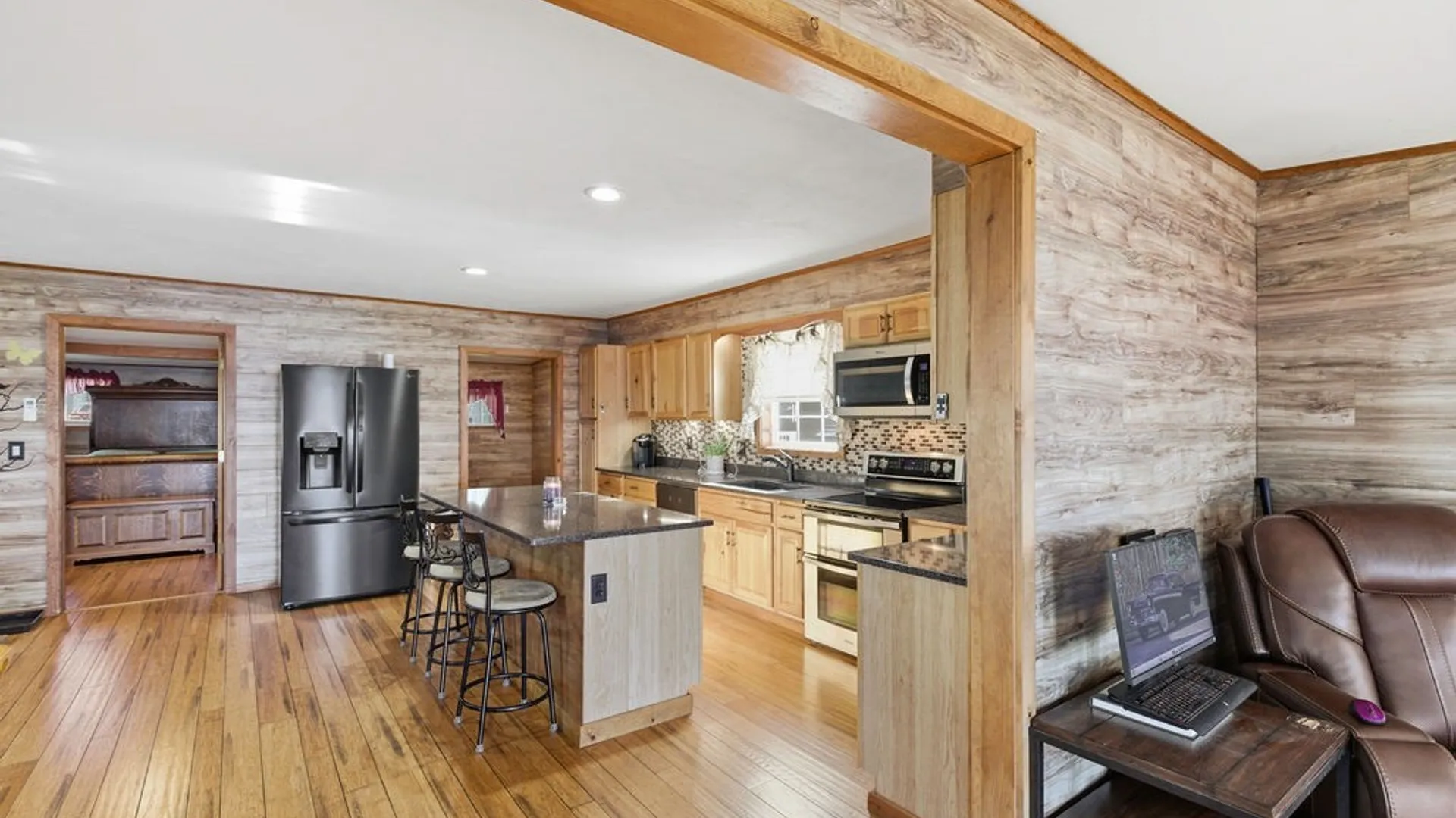 Property at 28 Hickory Point Road, Constantia, NY 13042 15