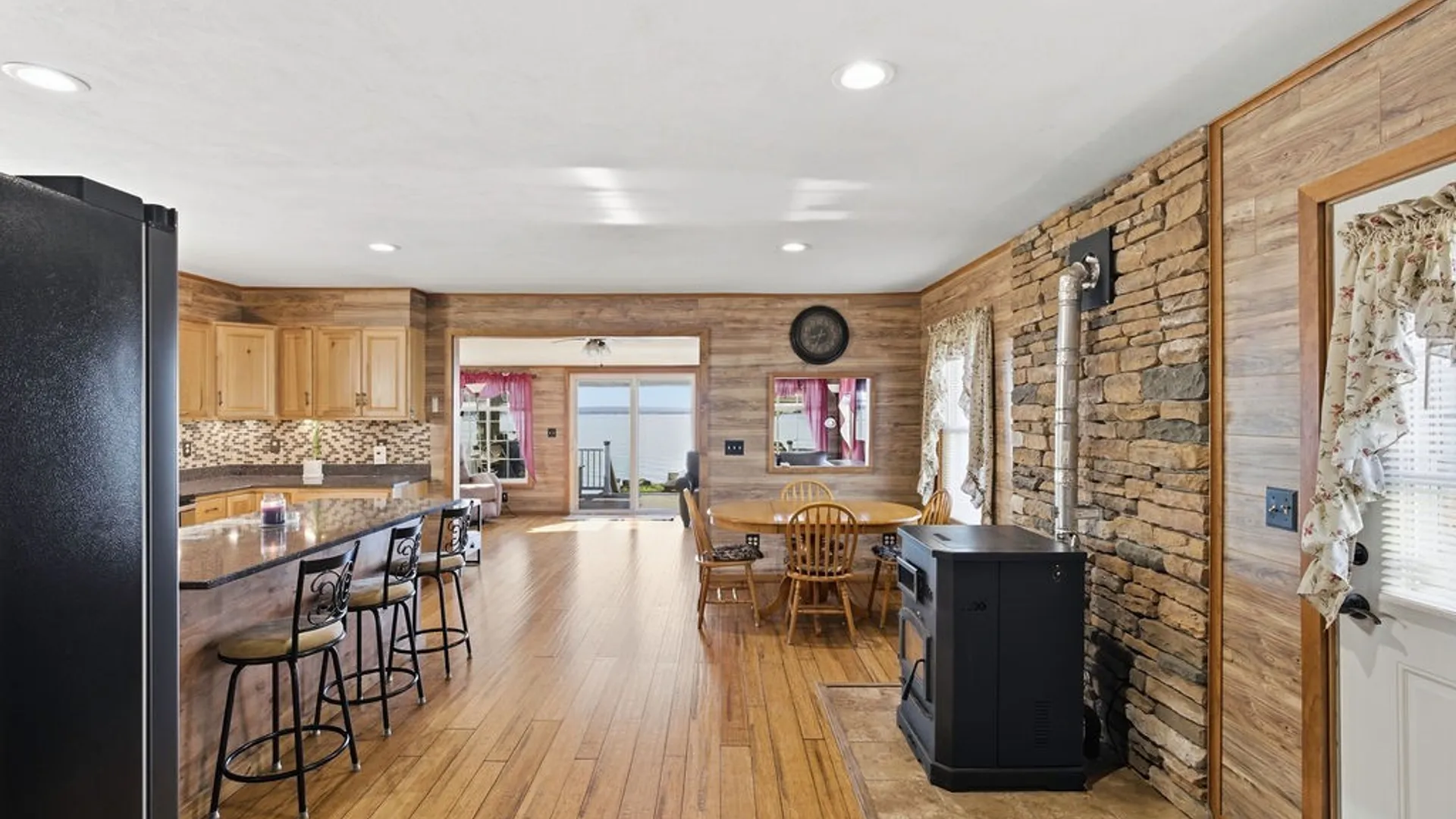 Property at 28 Hickory Point Road, Constantia, NY 13042 8