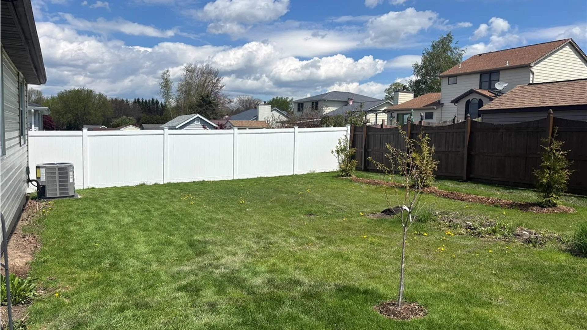 Property at 113 Woodgate Drive, Cheektowaga, NY 14227 19
