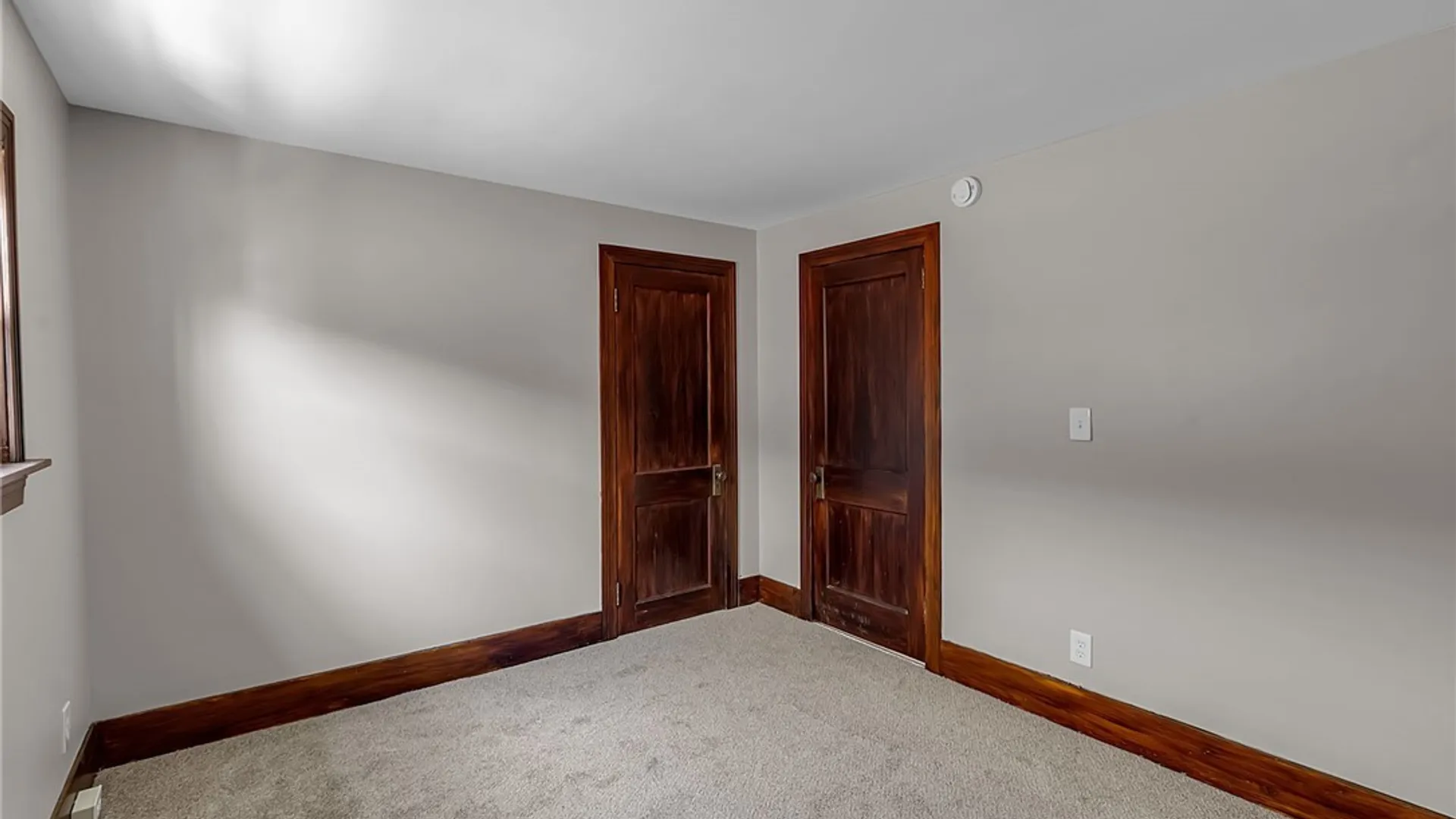 Property at 17 Olcott Place, Cheektowaga, NY 14225 34