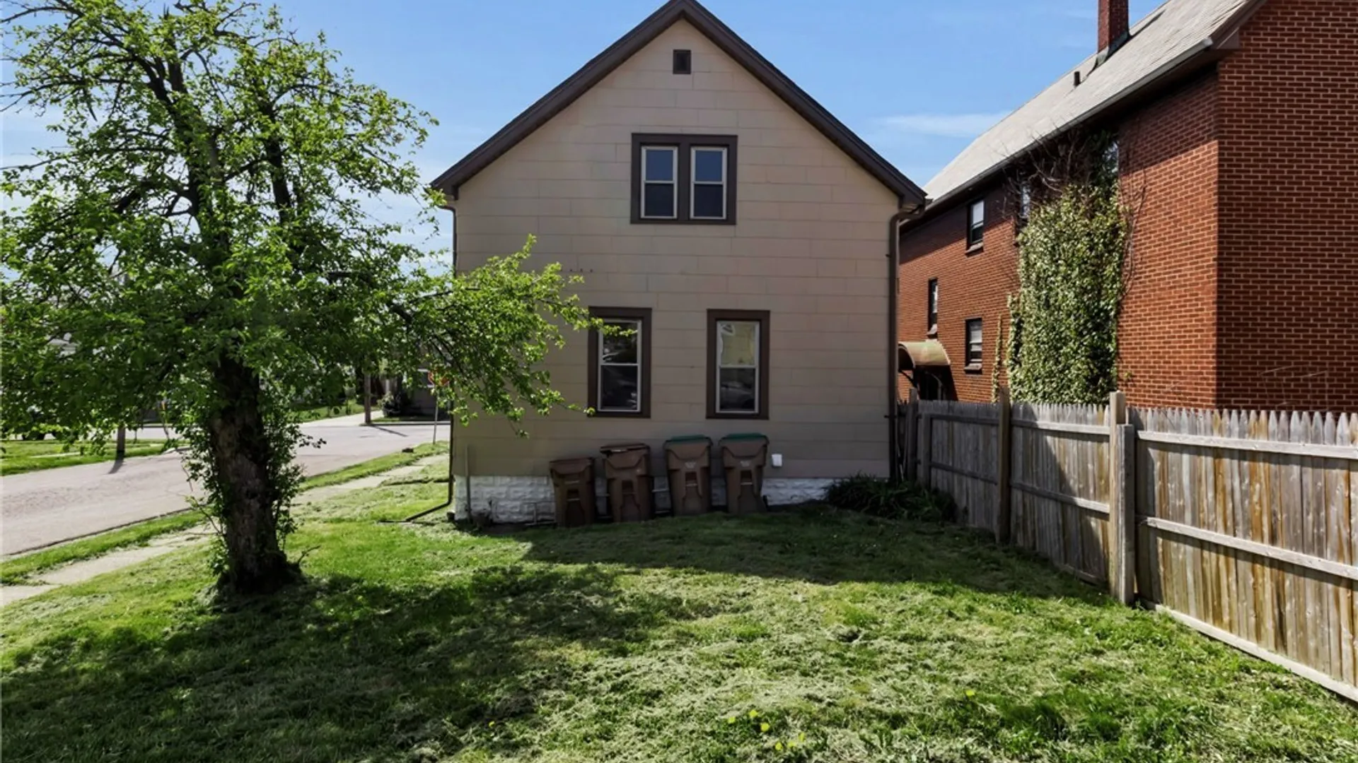 Property at 17 Olcott Place, Cheektowaga, NY 14225 45