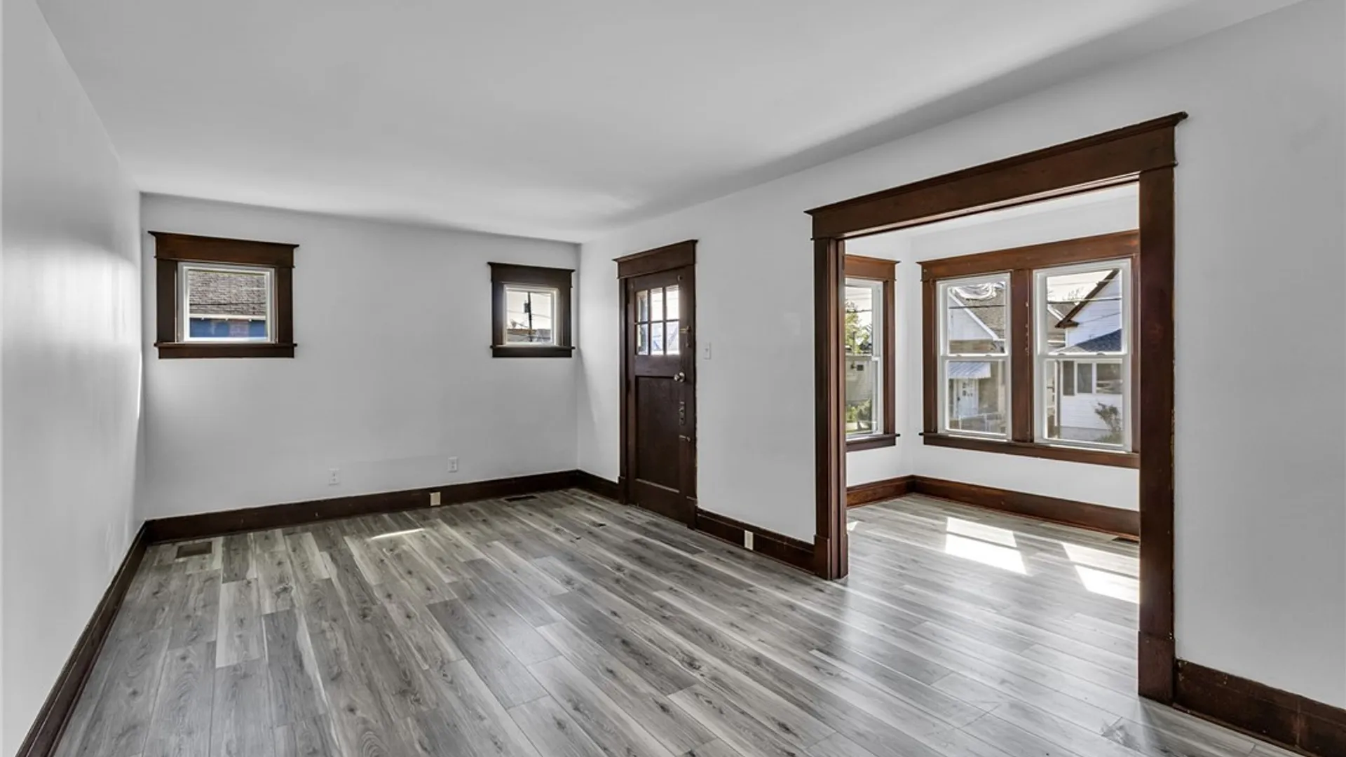 Property at 17 Olcott Place, Cheektowaga, NY 14225 7